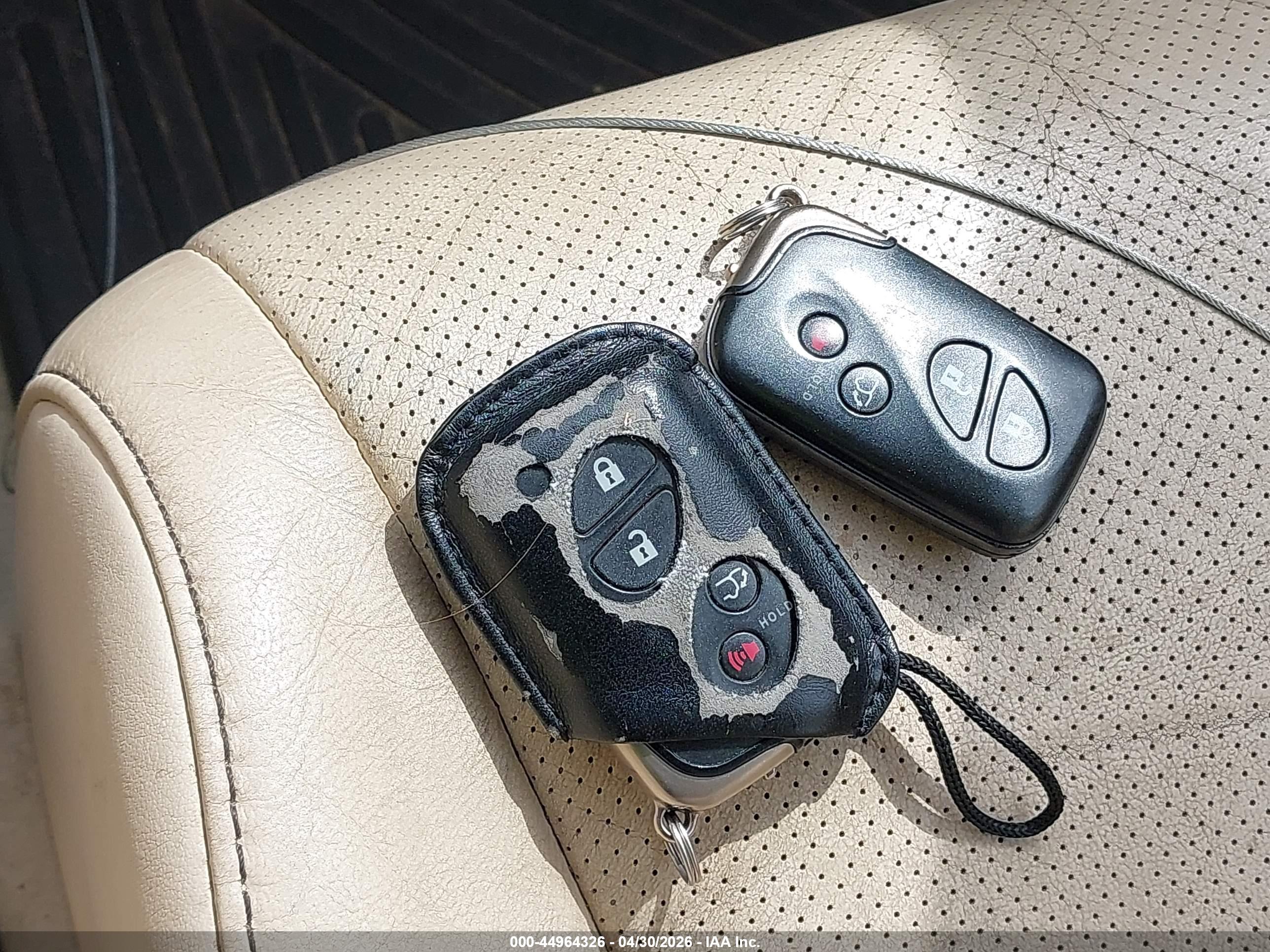LEXUS RX image 11