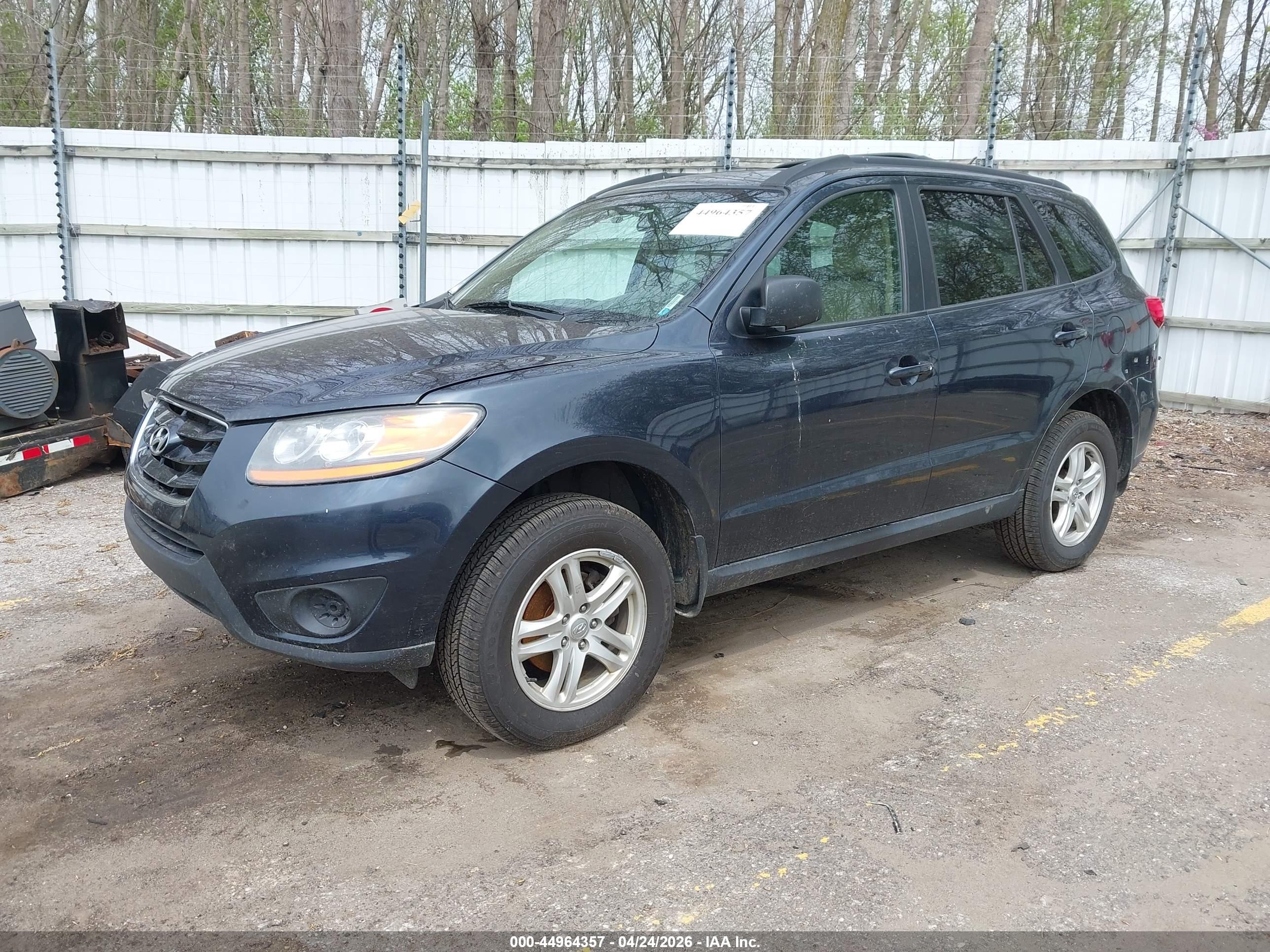 HYUNDAI SANTA image 2