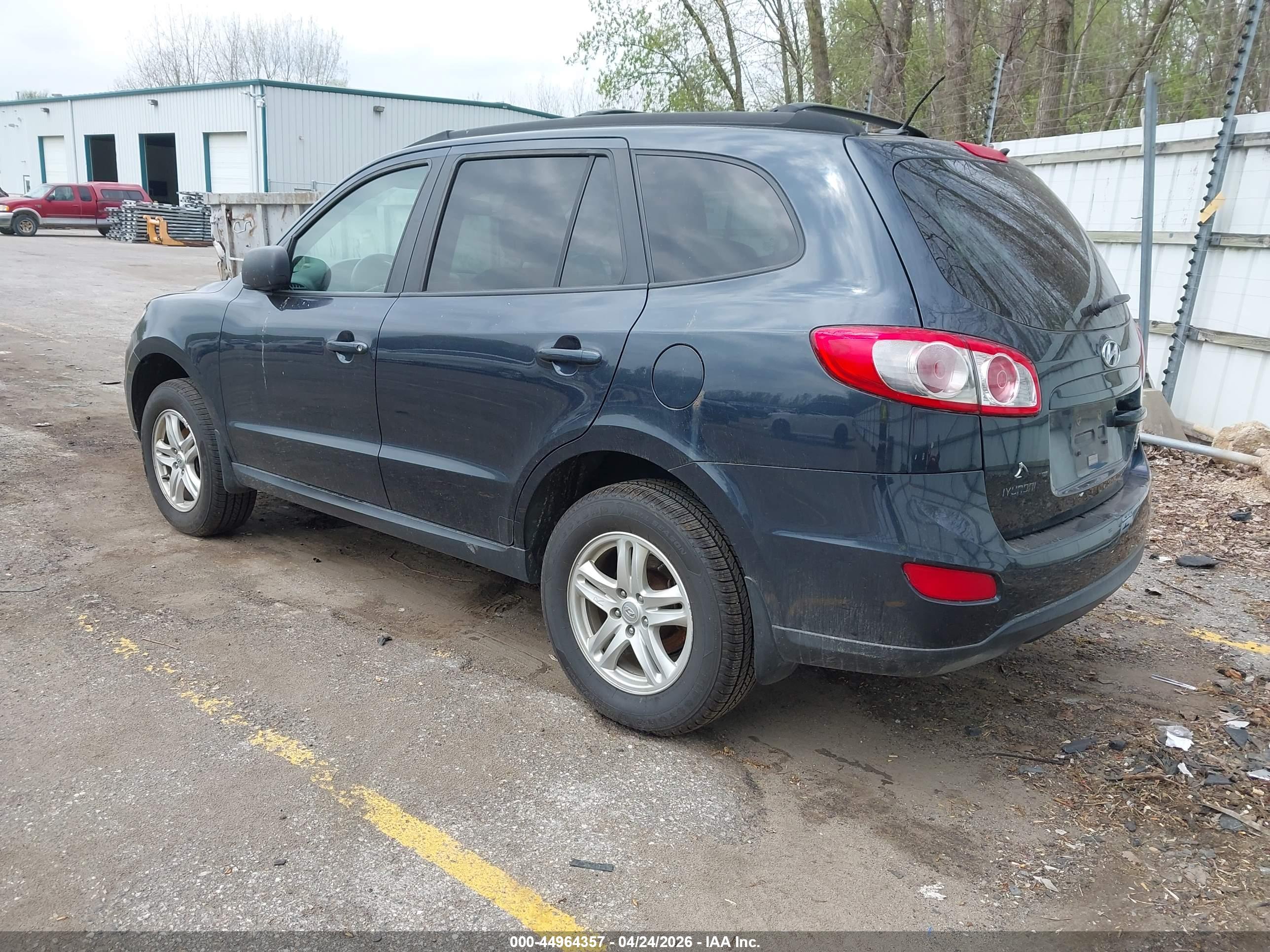 HYUNDAI SANTA image 3
