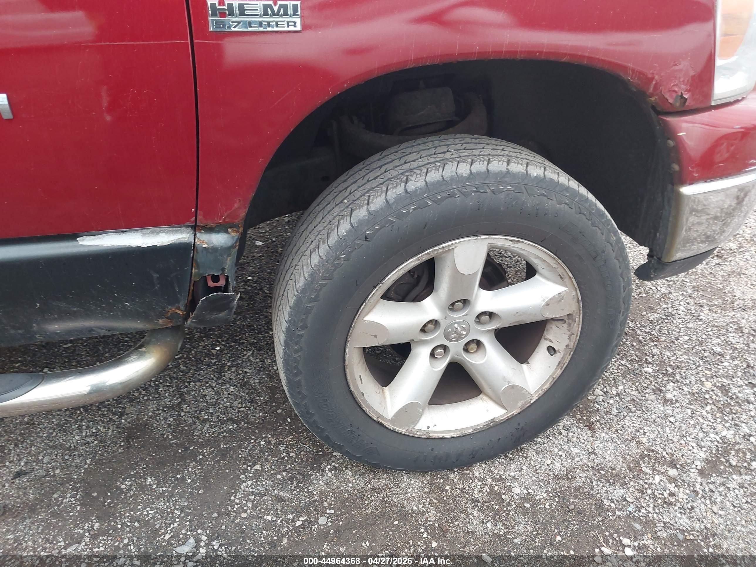 DODGE RAM image 6