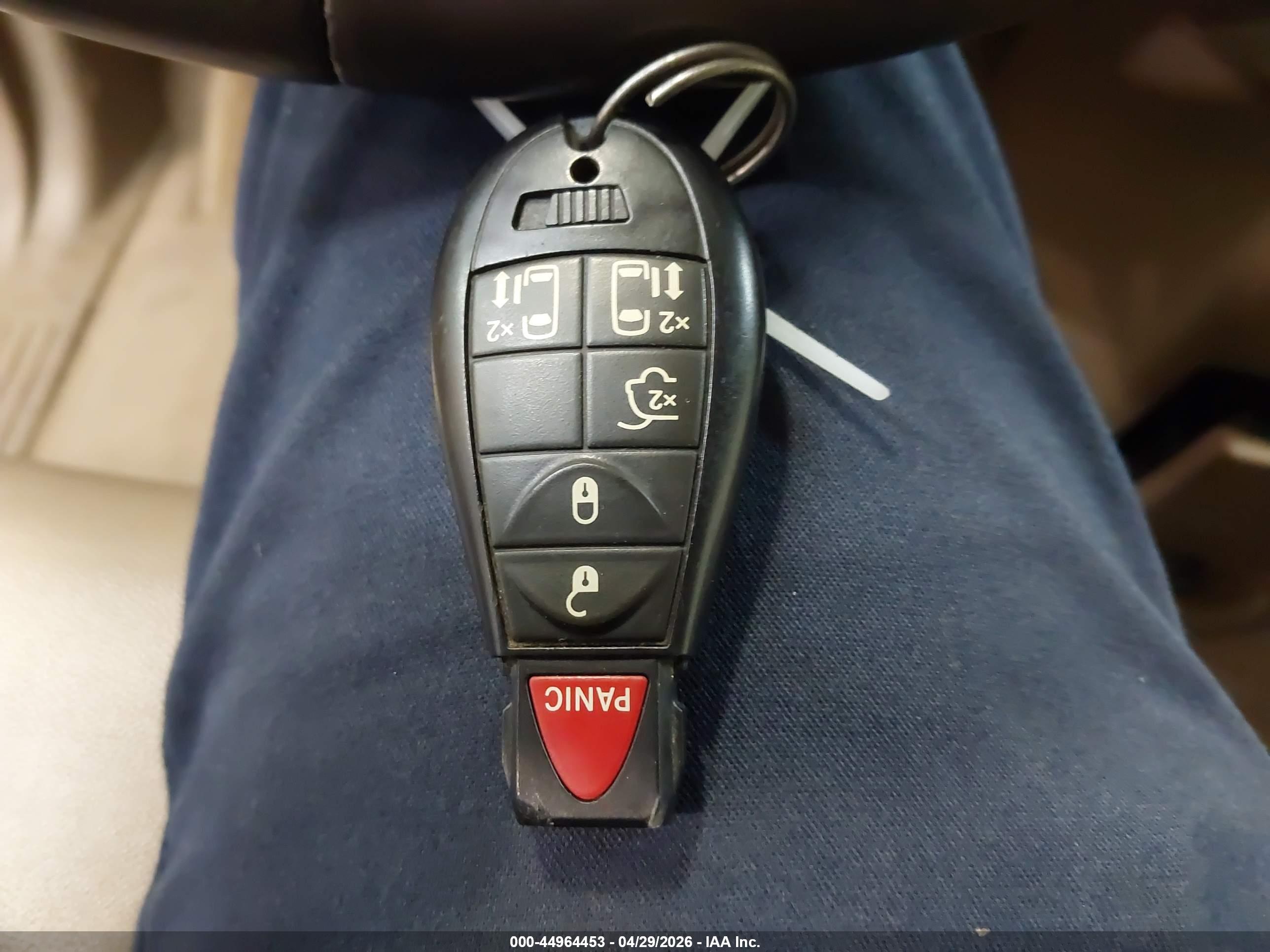 CHRYSLER TOWN image 11