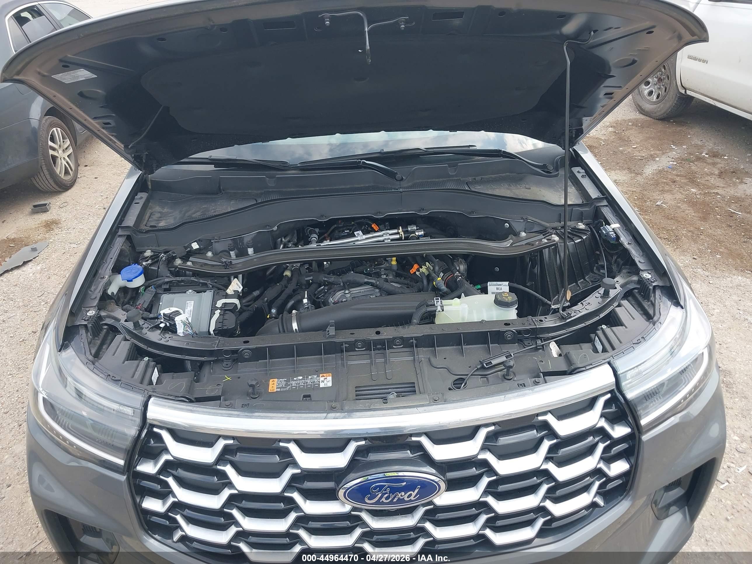 FORD EXPLORER image 10