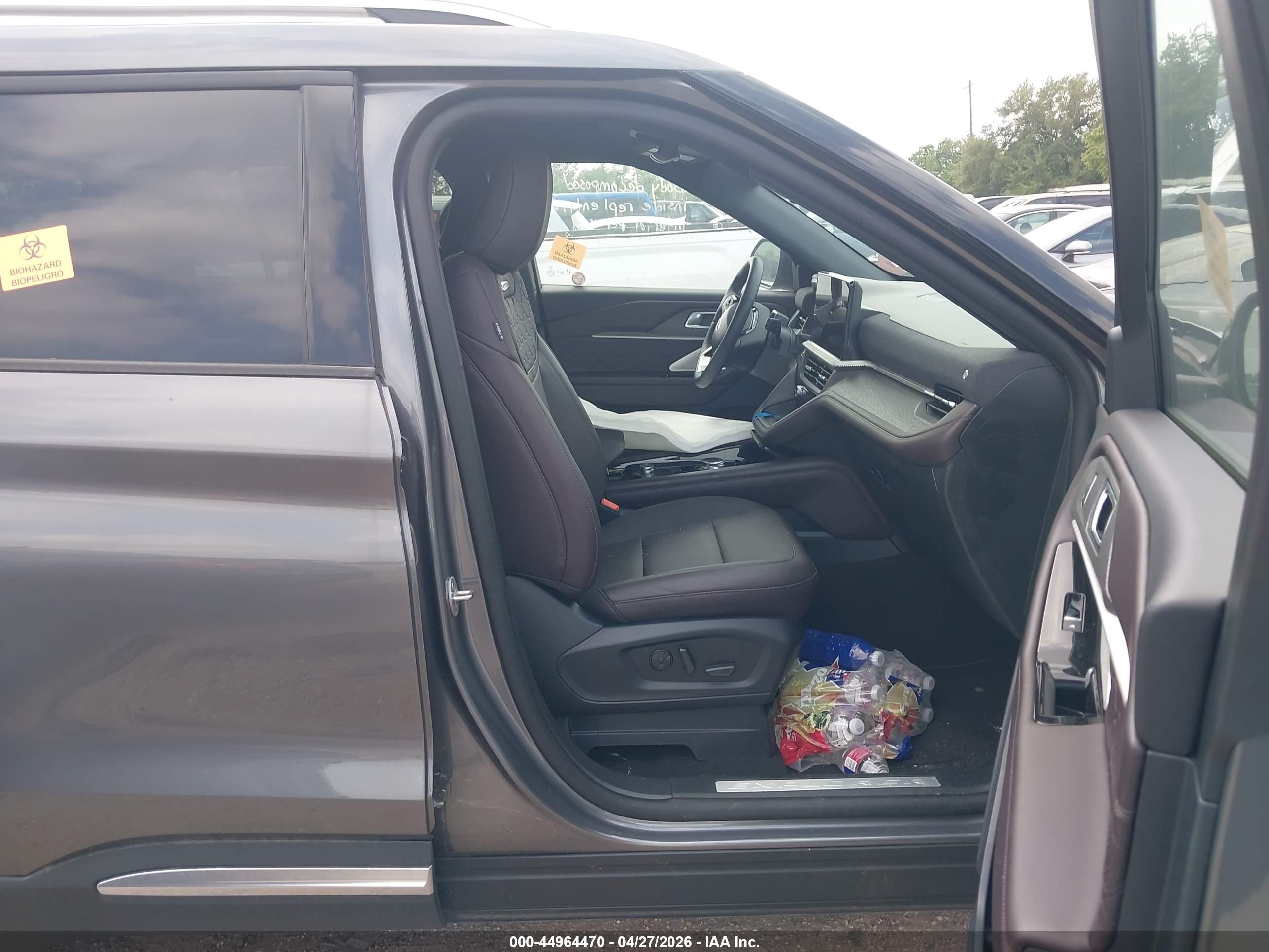 FORD EXPLORER image 5