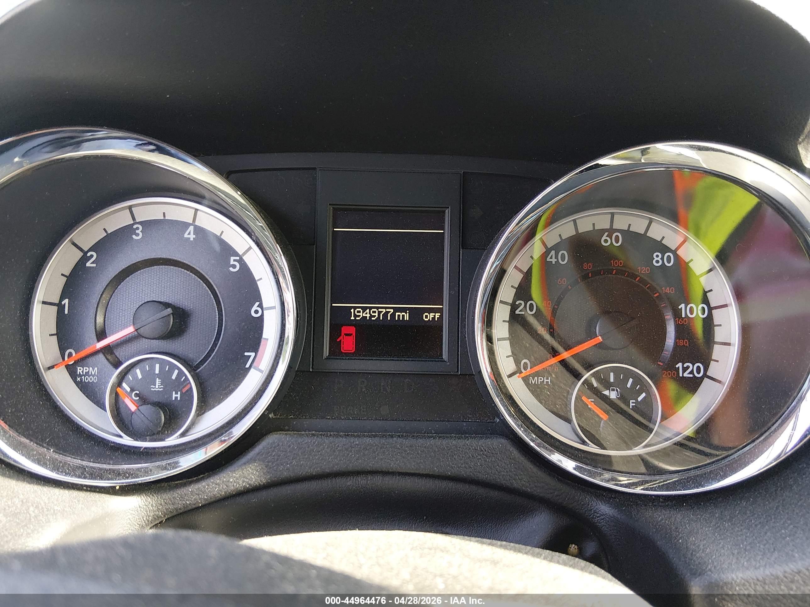 DODGE GRAND image 7