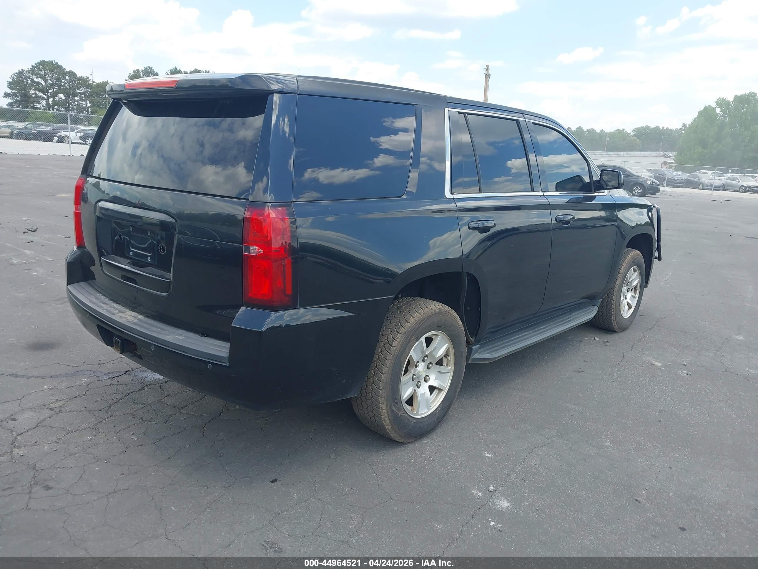 CHEVROLET TAHOE image 4