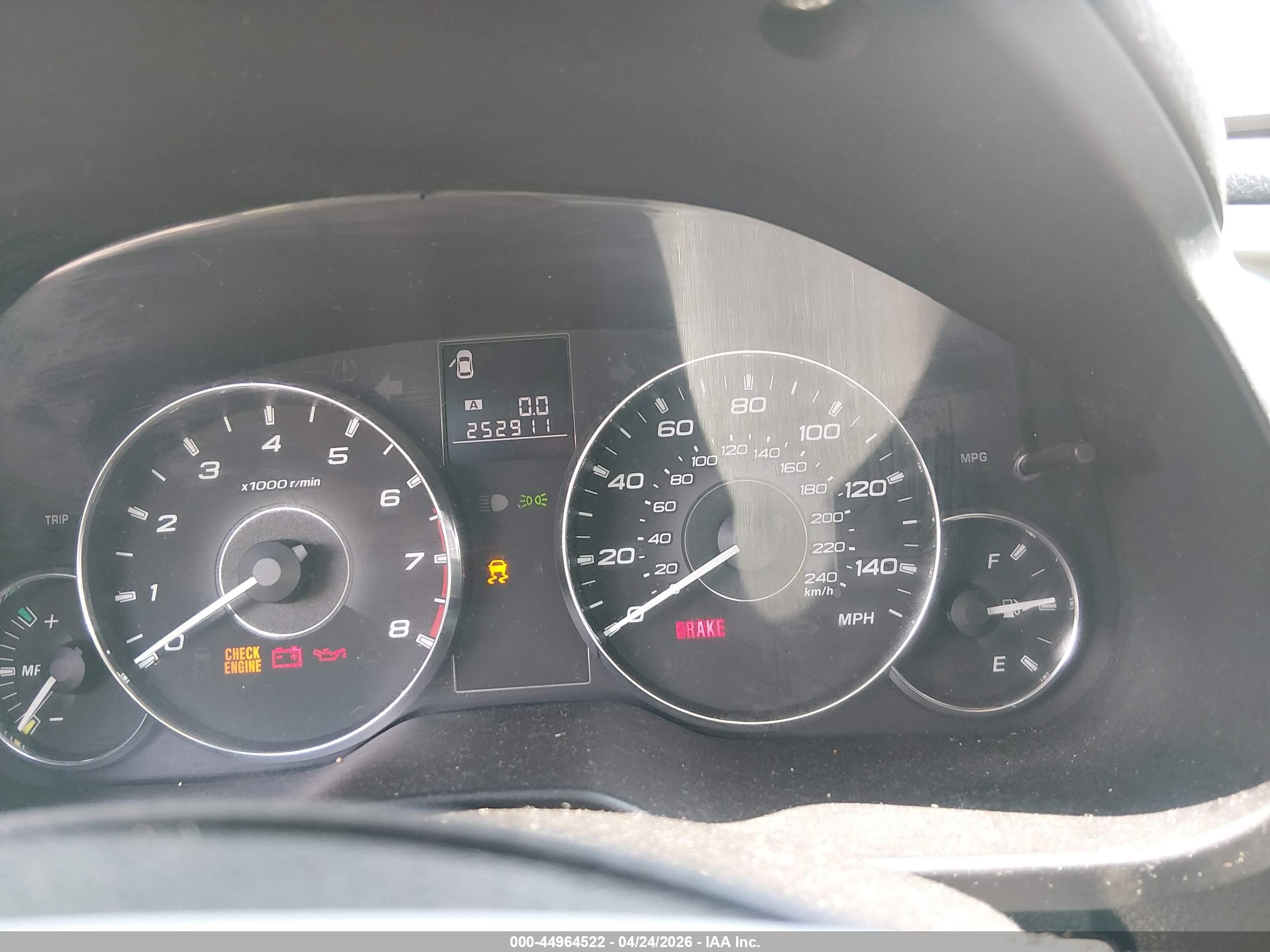 SUBARU OUTBACK image 7