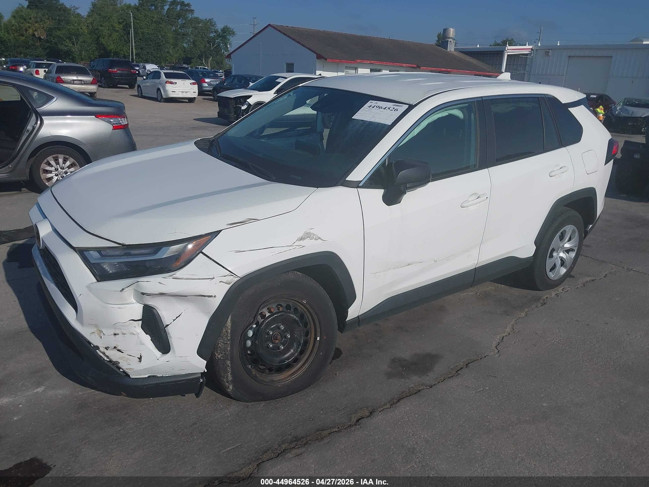 TOYOTA RAV4 image 2
