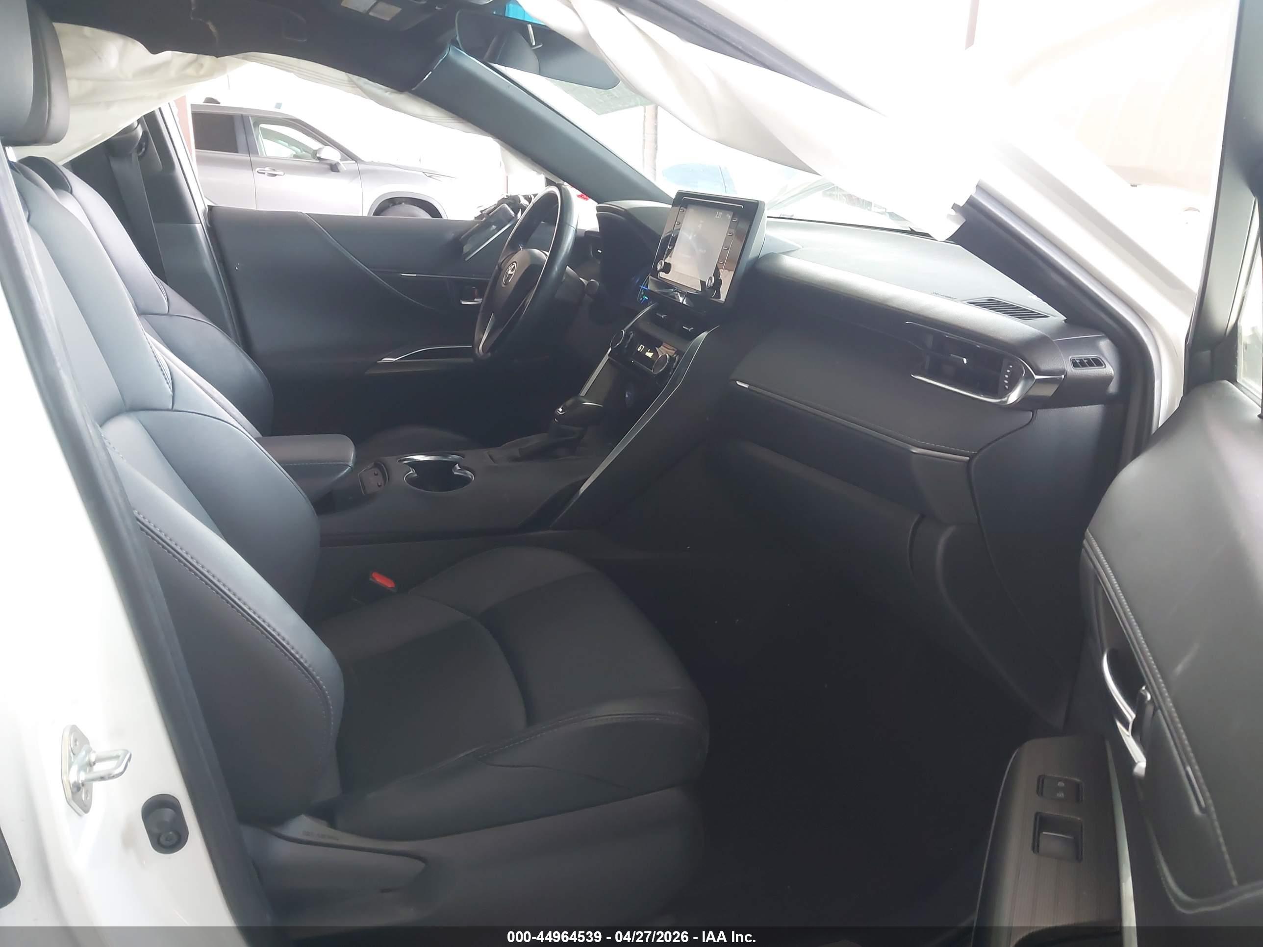 TOYOTA VENZA image 5