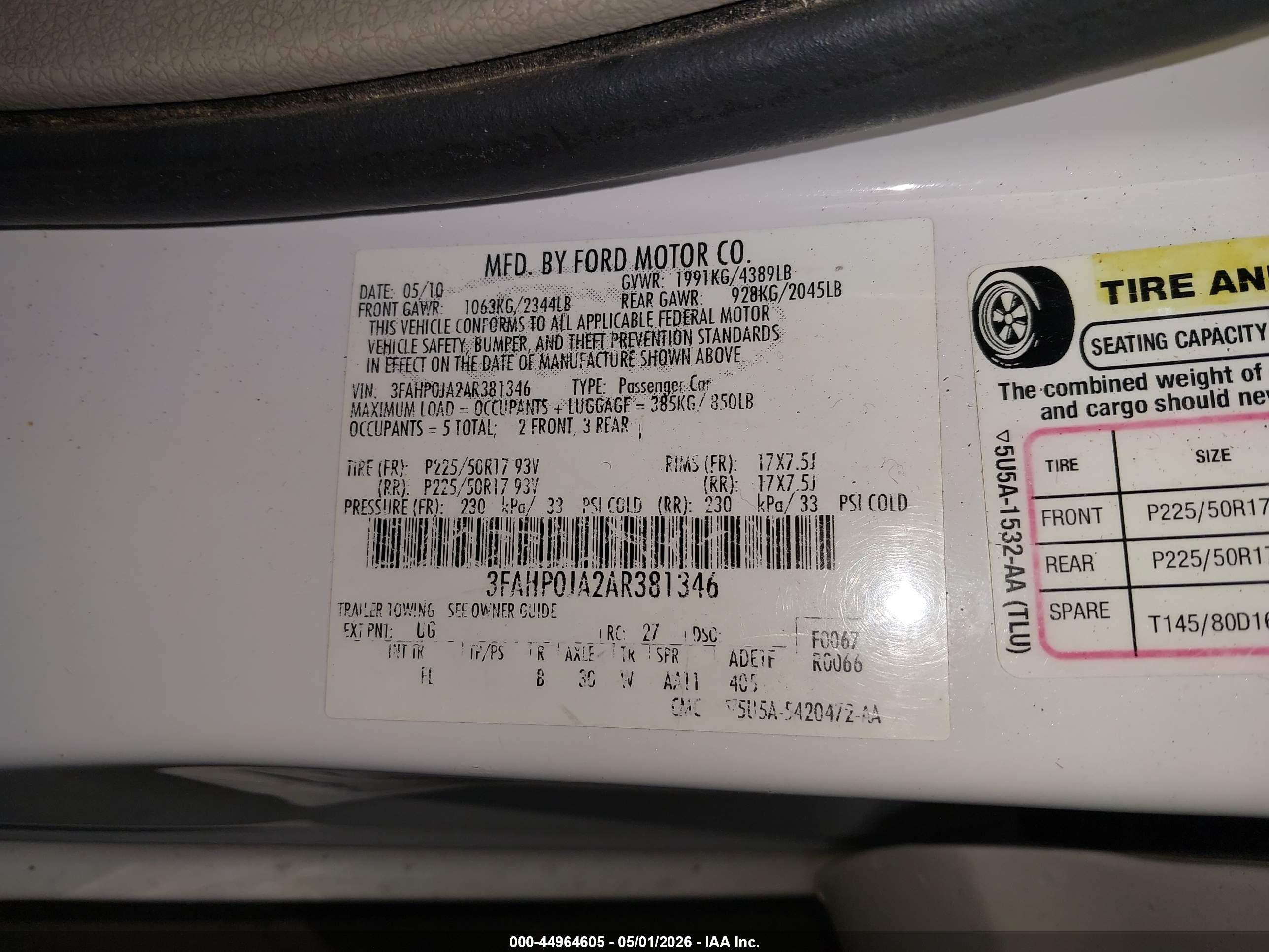 FORD FUSION image 9