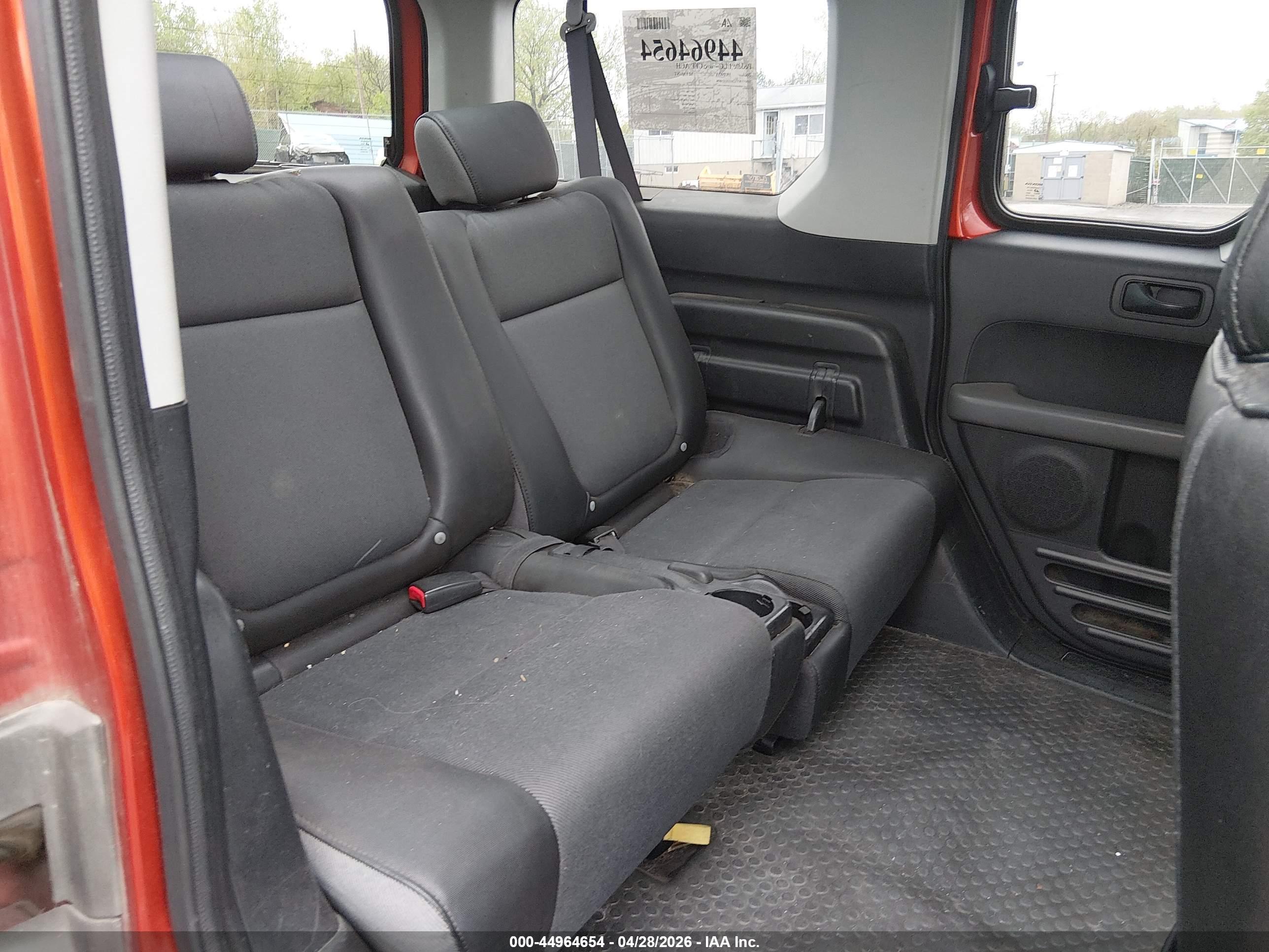 HONDA ELEMENT image 8