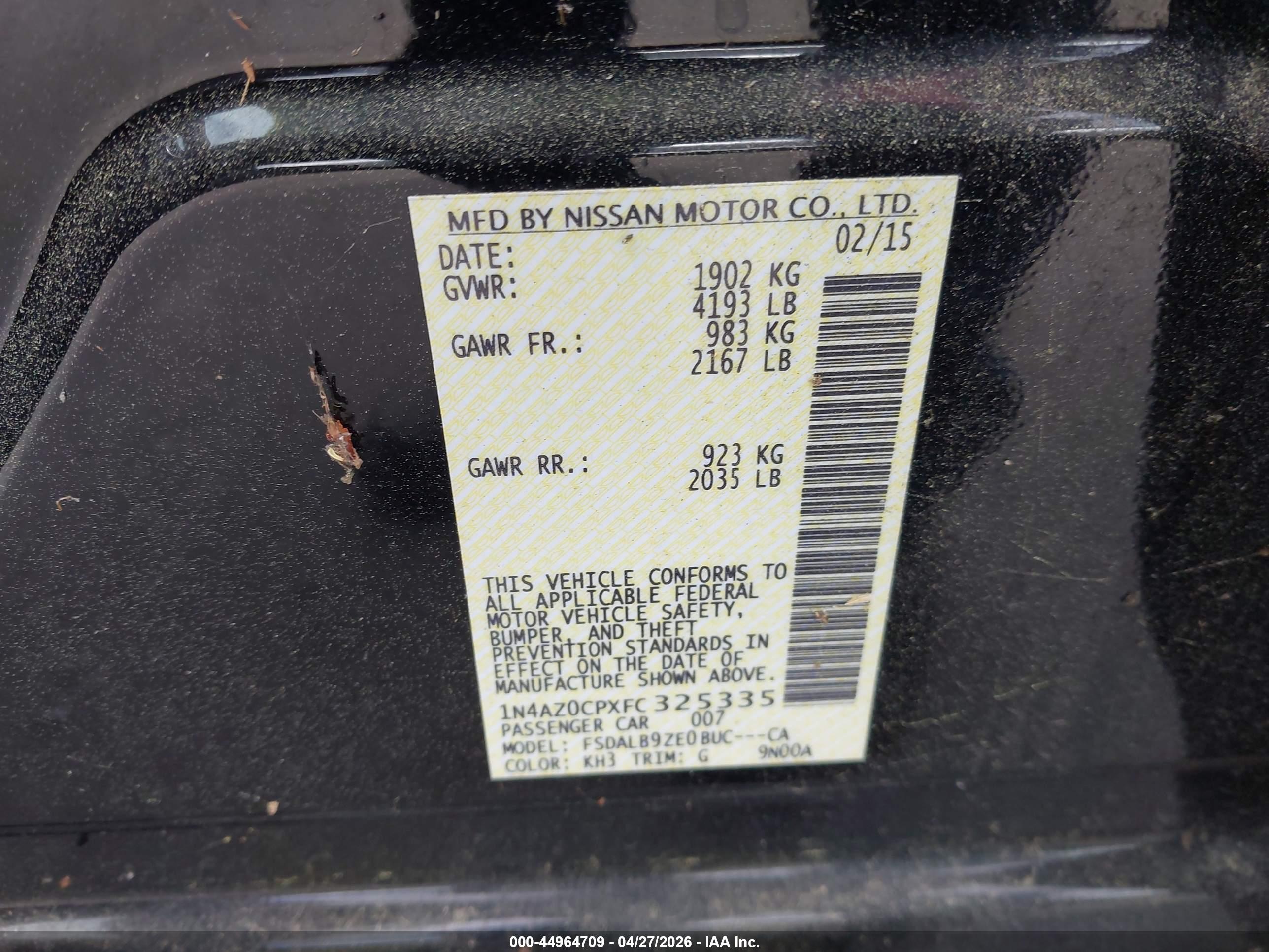 NISSAN LEAF image 9
