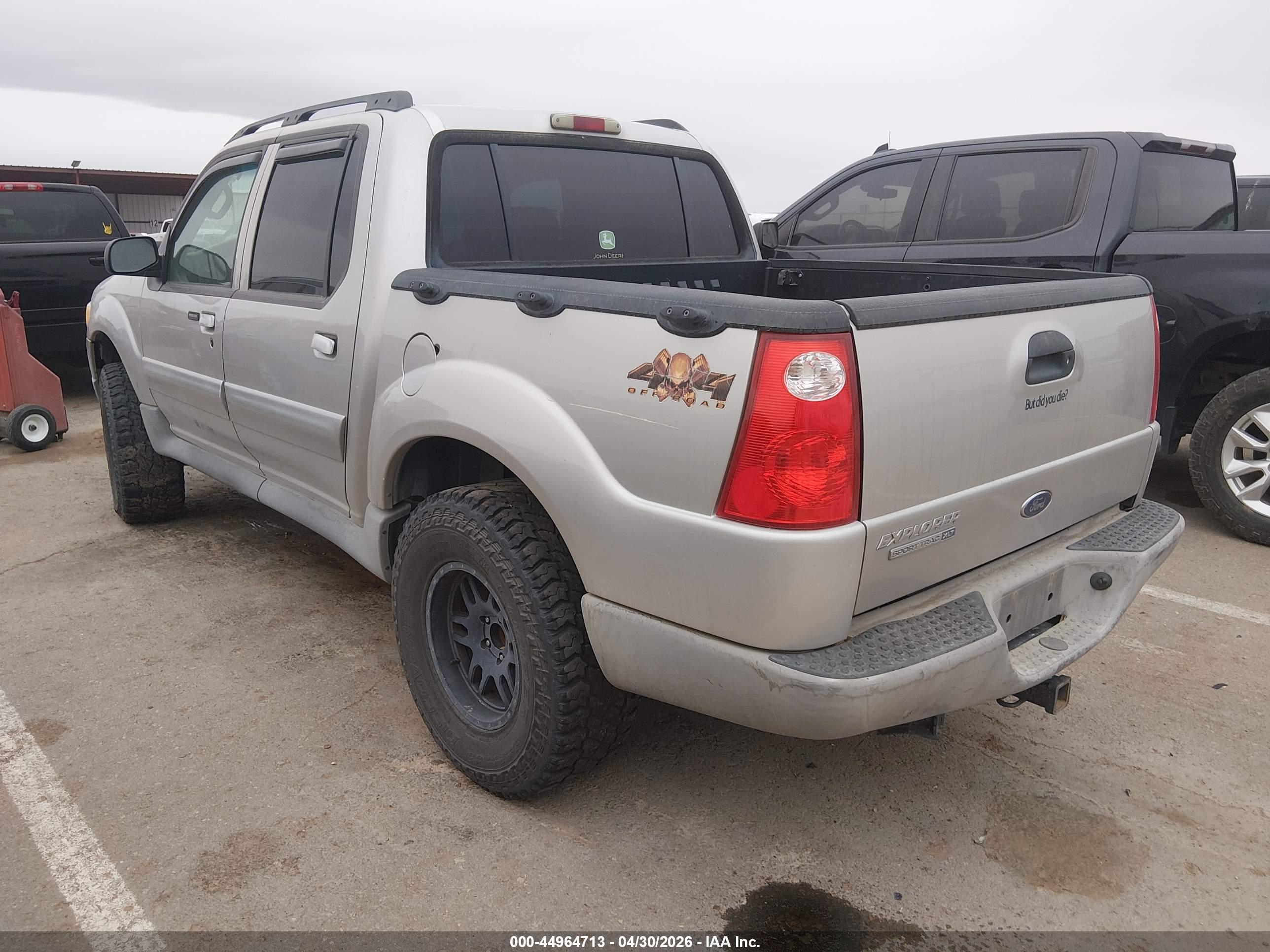 FORD EXPLORER image 3