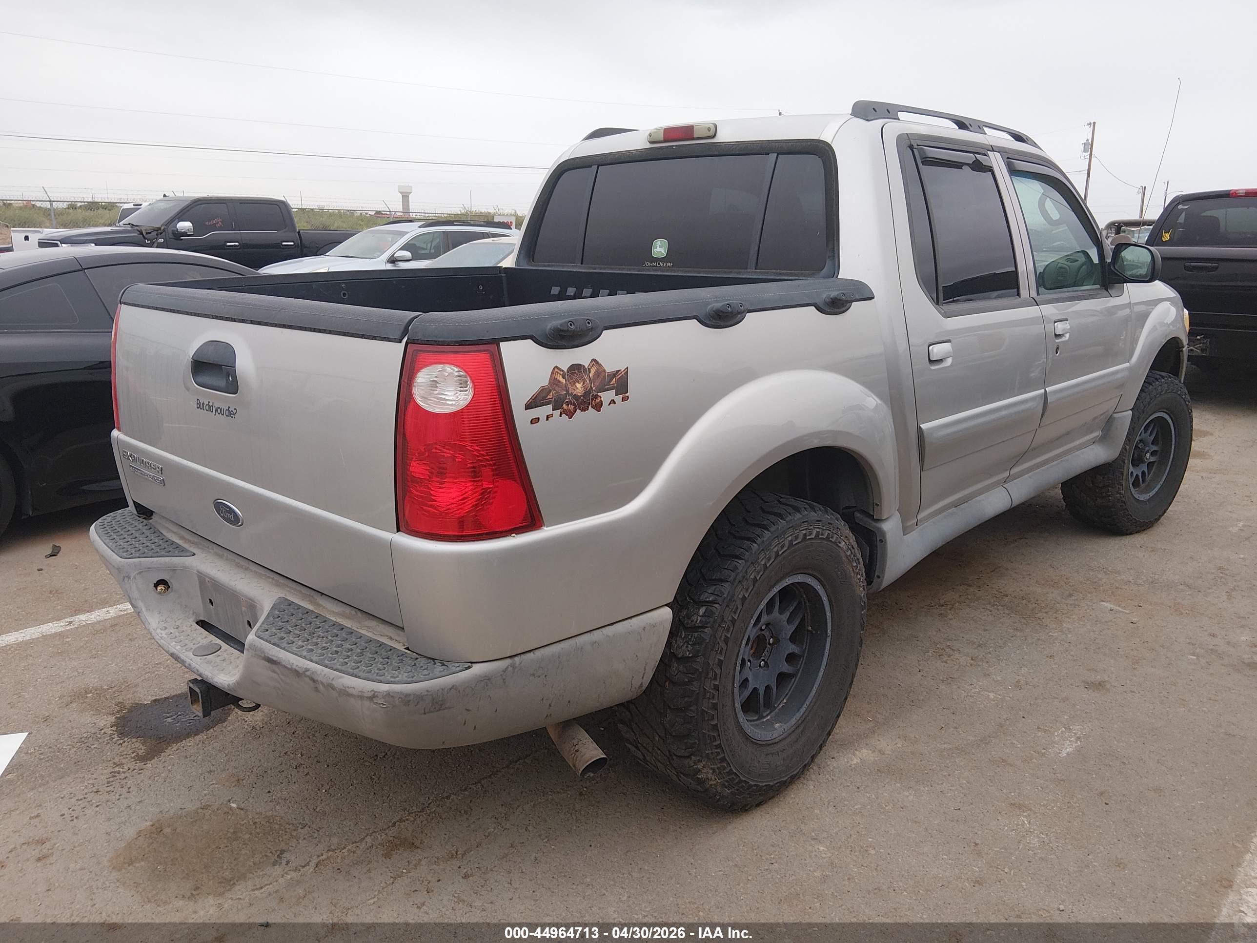 FORD EXPLORER image 4