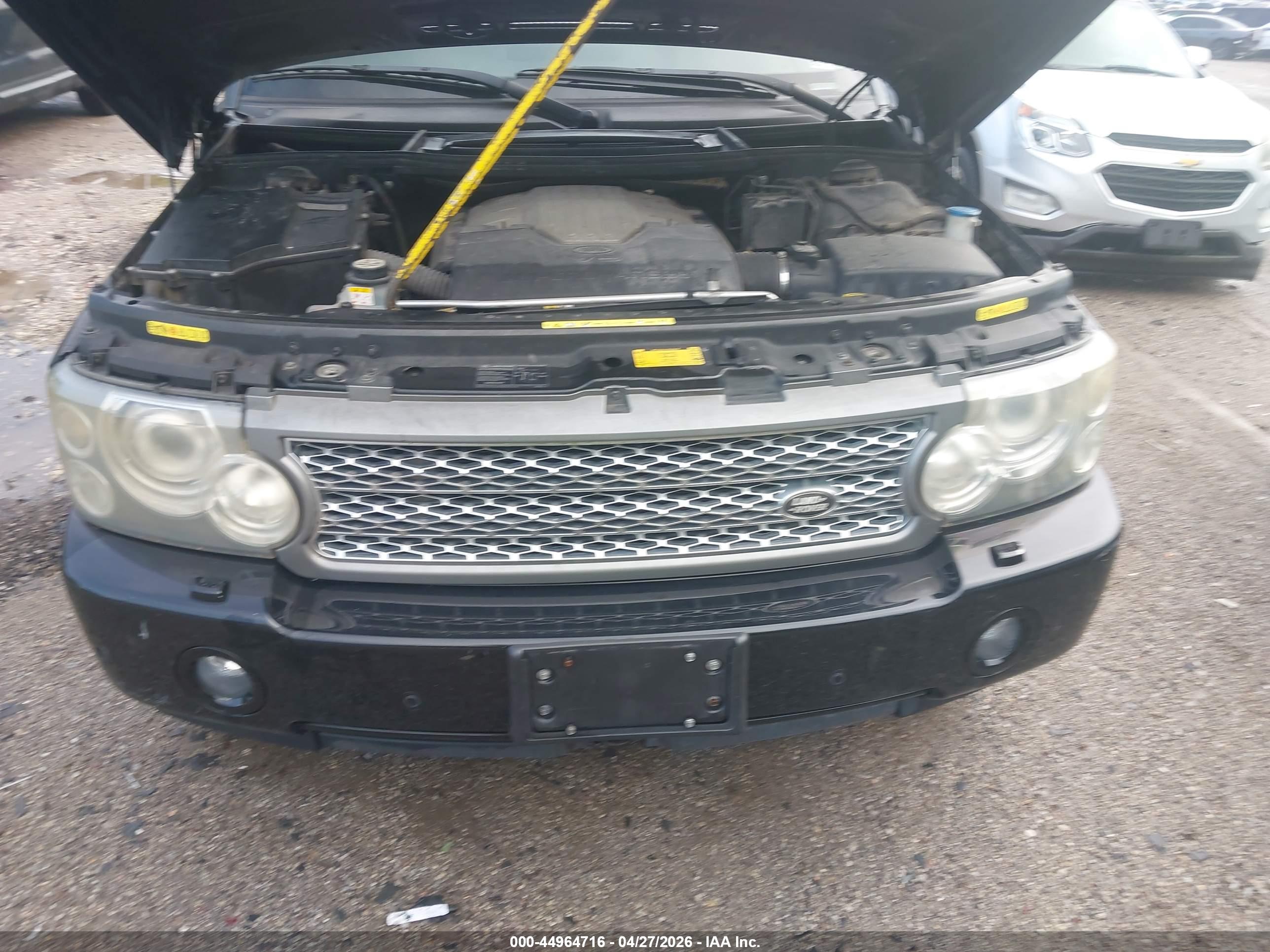 LAND ROVER image 10