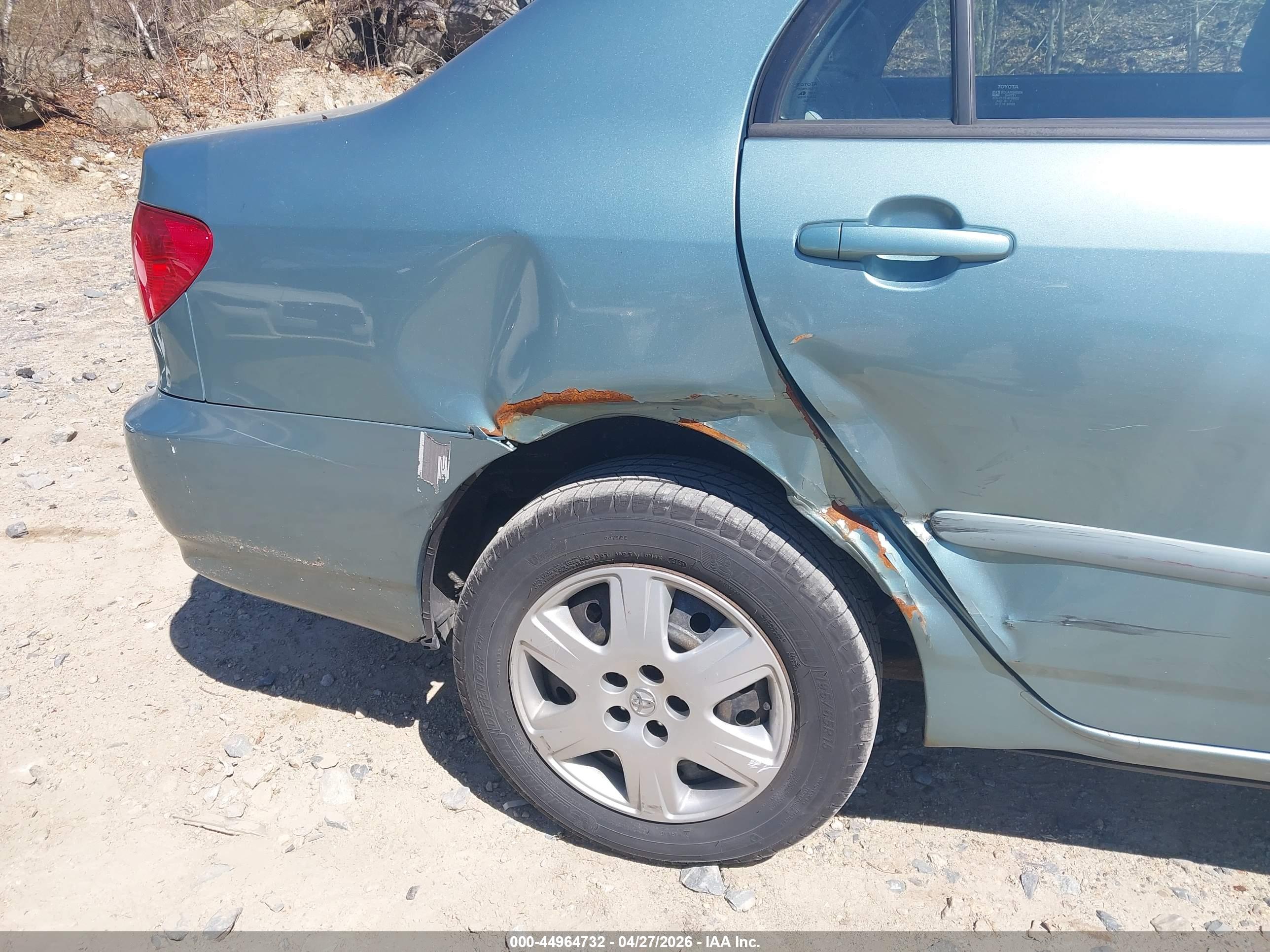 TOYOTA COROLLA image 6