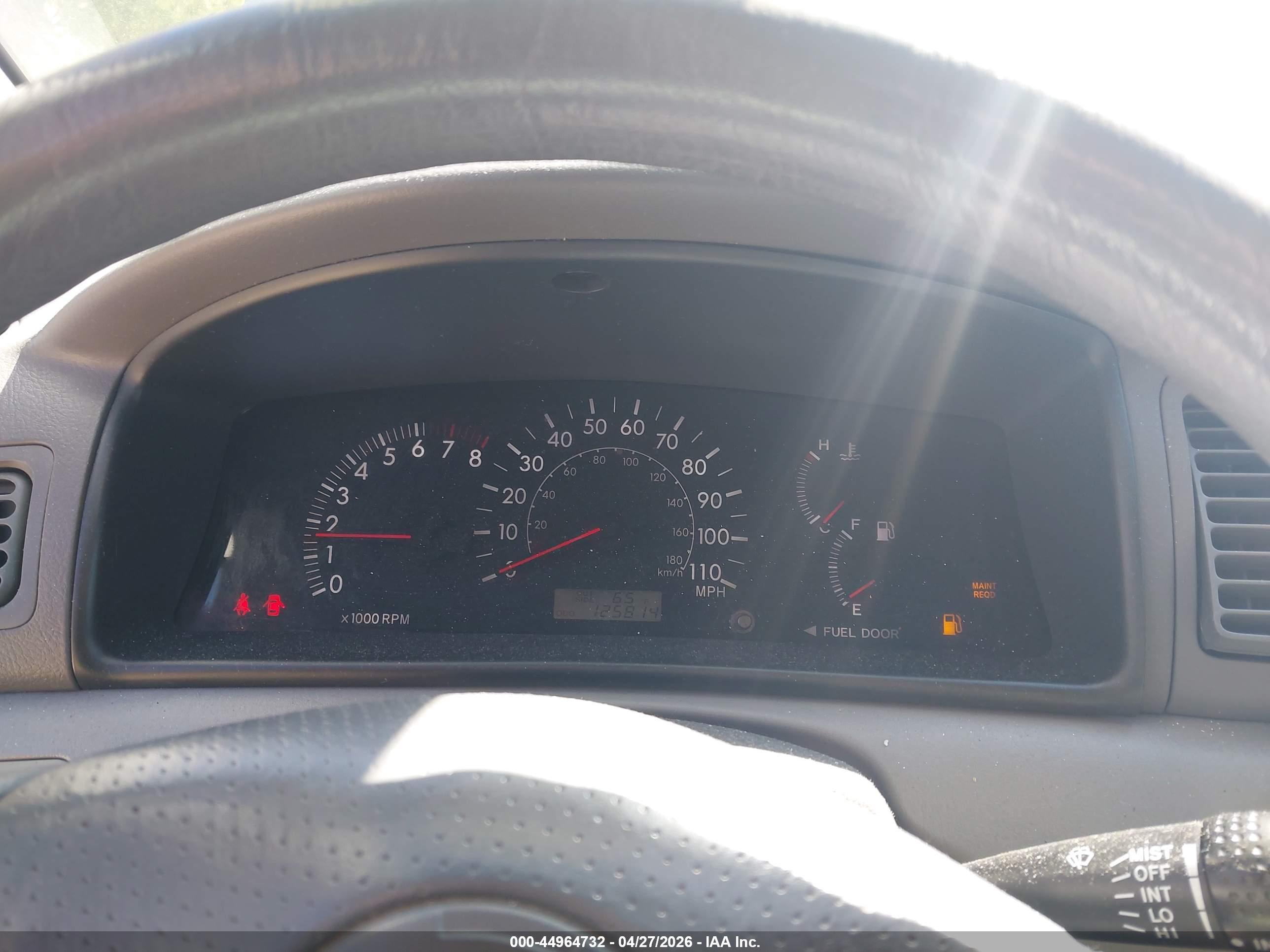 TOYOTA COROLLA image 7