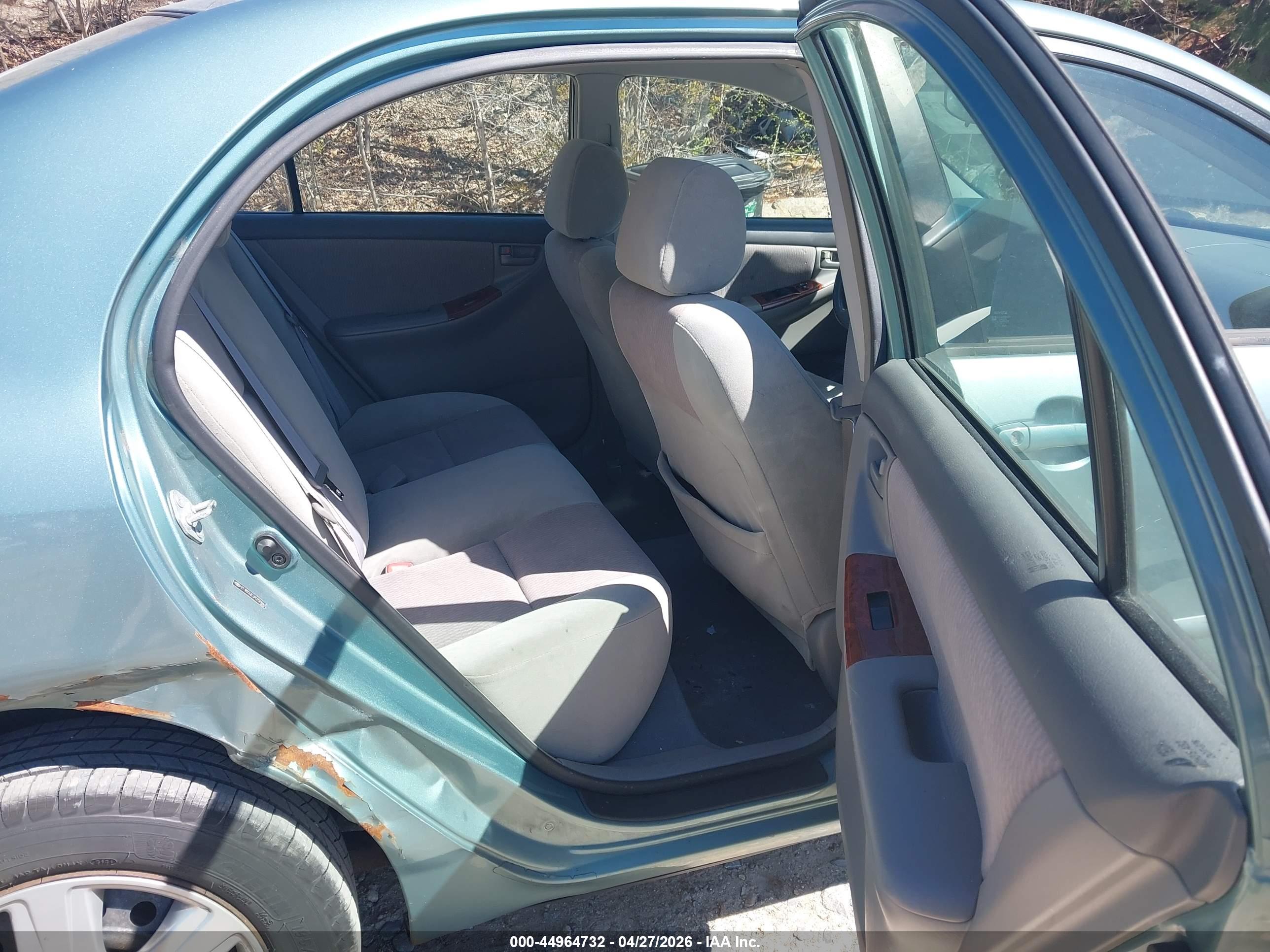 TOYOTA COROLLA image 8
