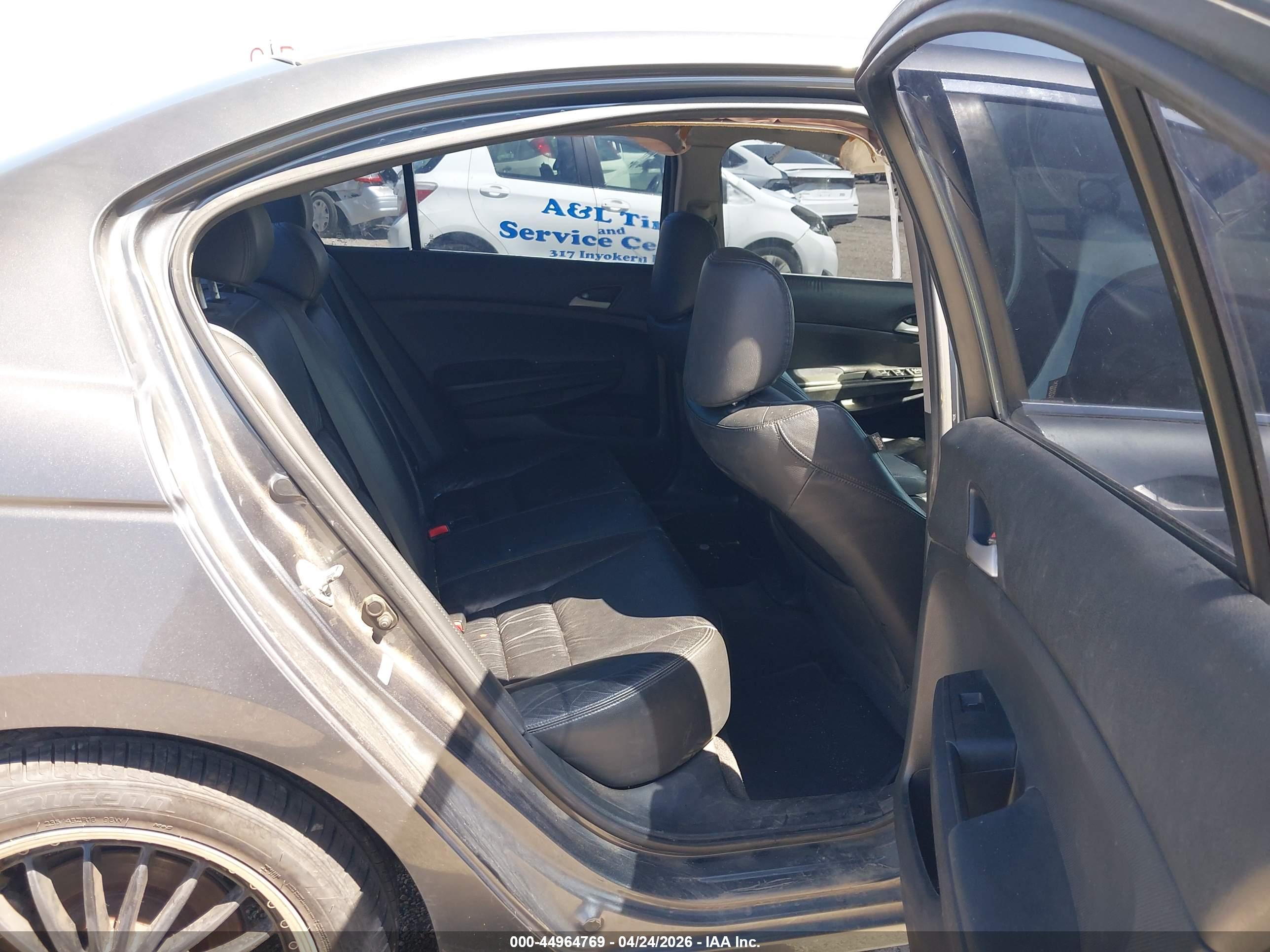 HONDA ACCORD image 8