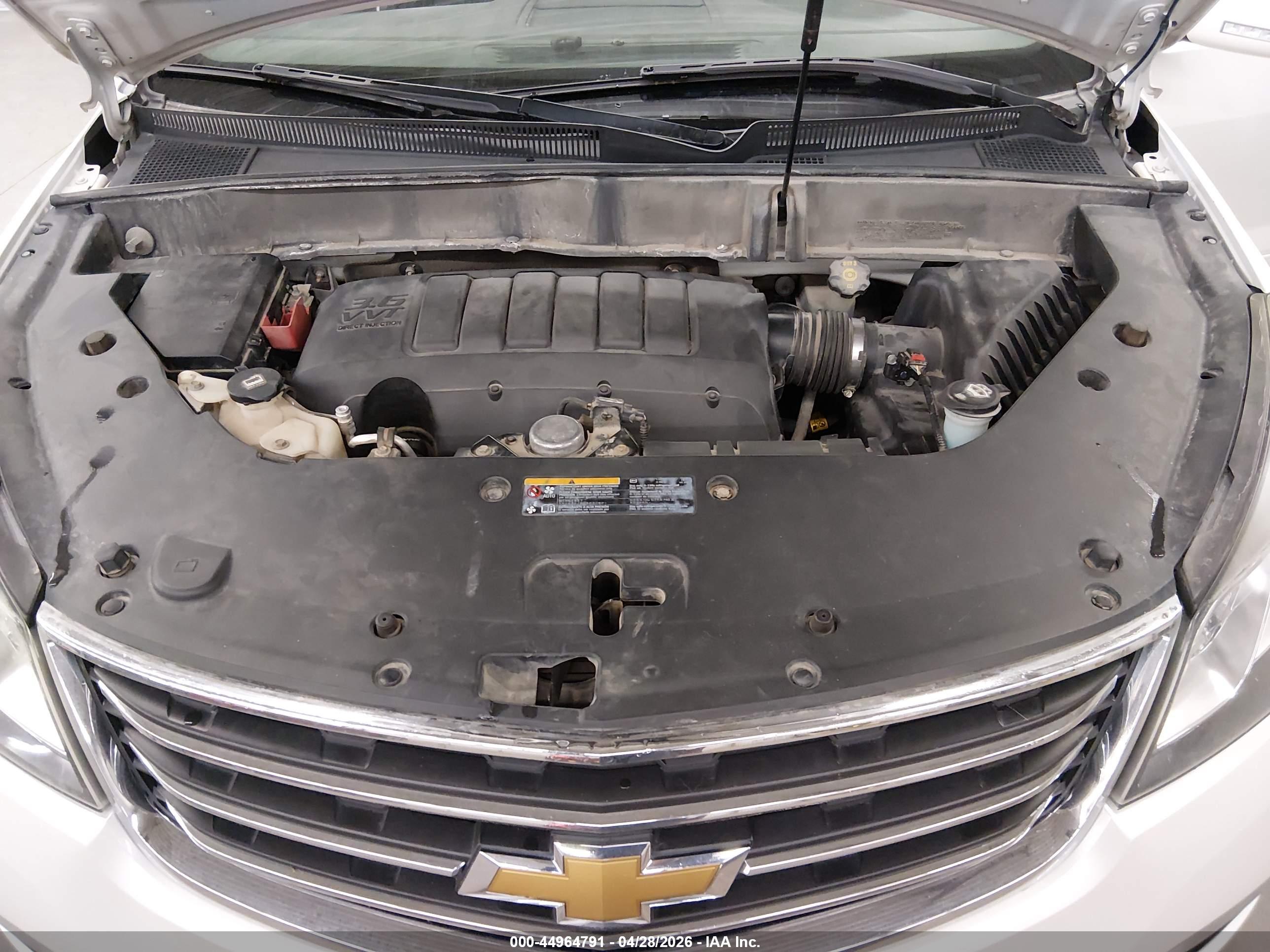 CHEVROLET TRAVERSE image 10