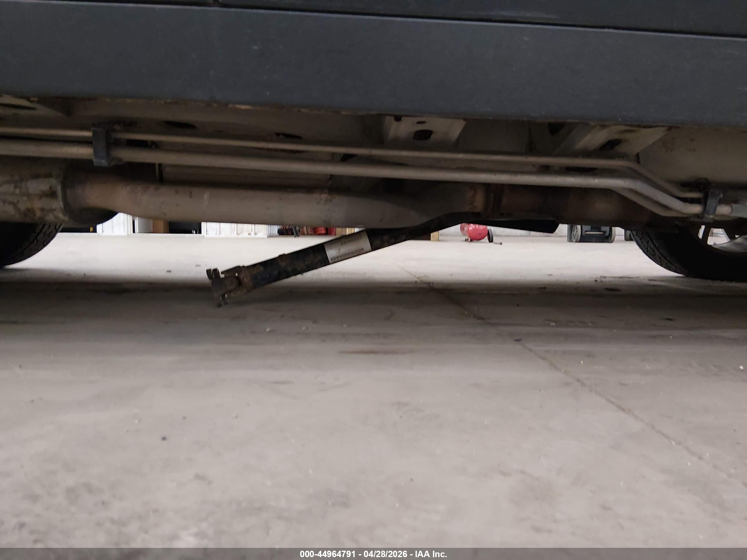 CHEVROLET TRAVERSE image 6