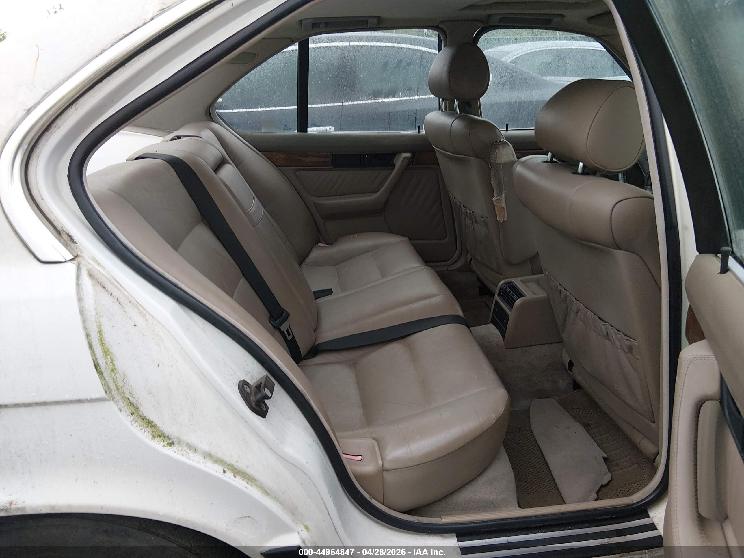 BMW 525 image 8