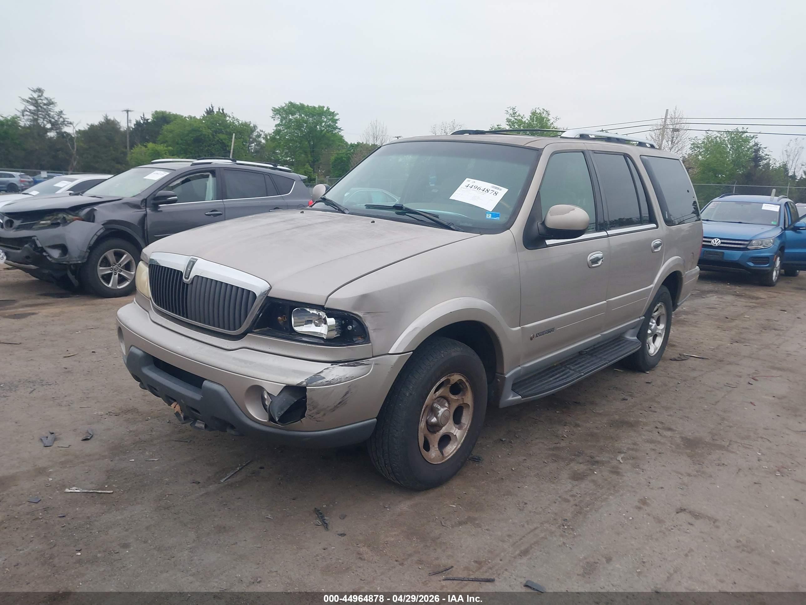 LINCOLN NAVIGATOR image 2