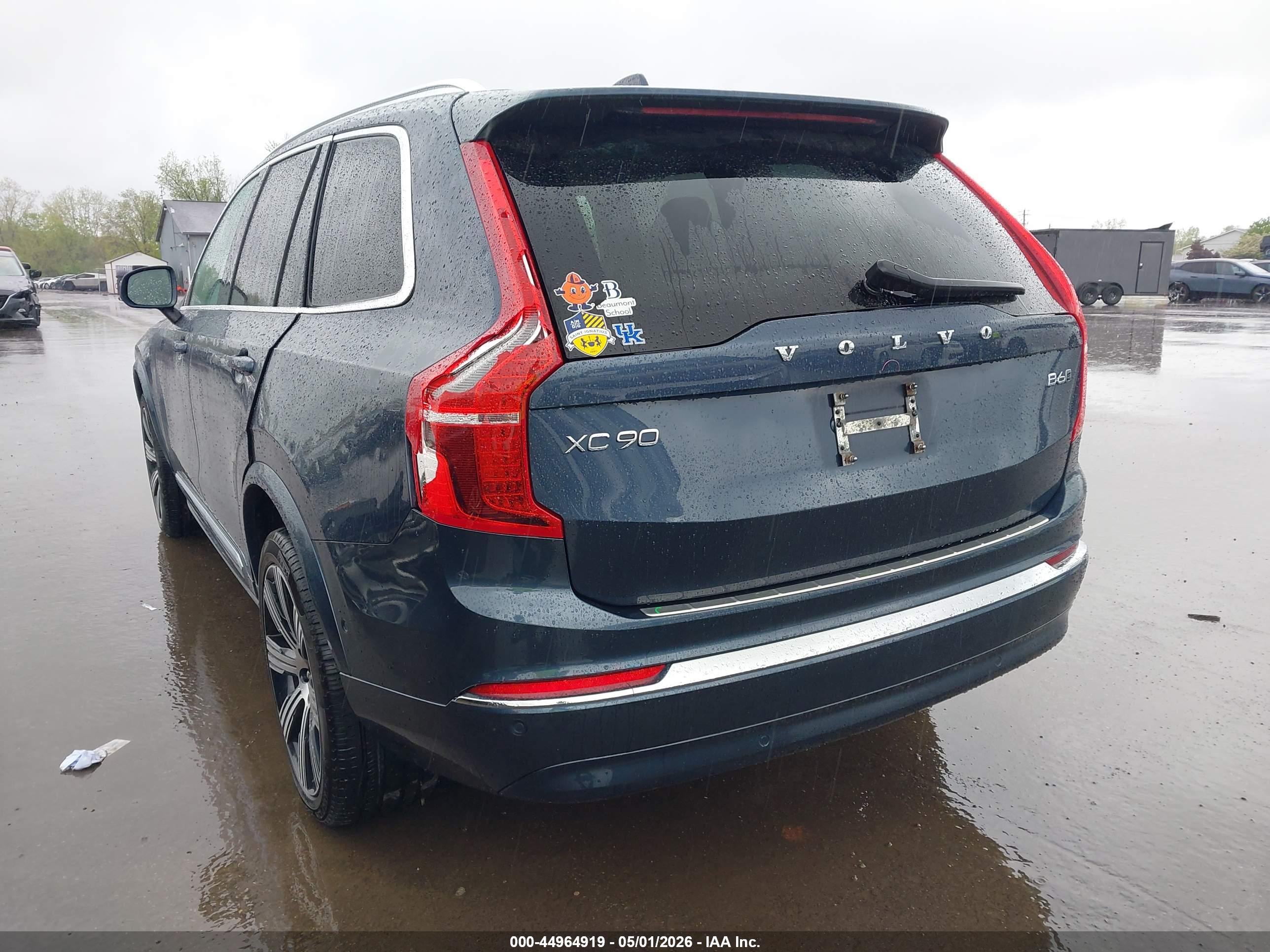 VOLVO XC90 image 3