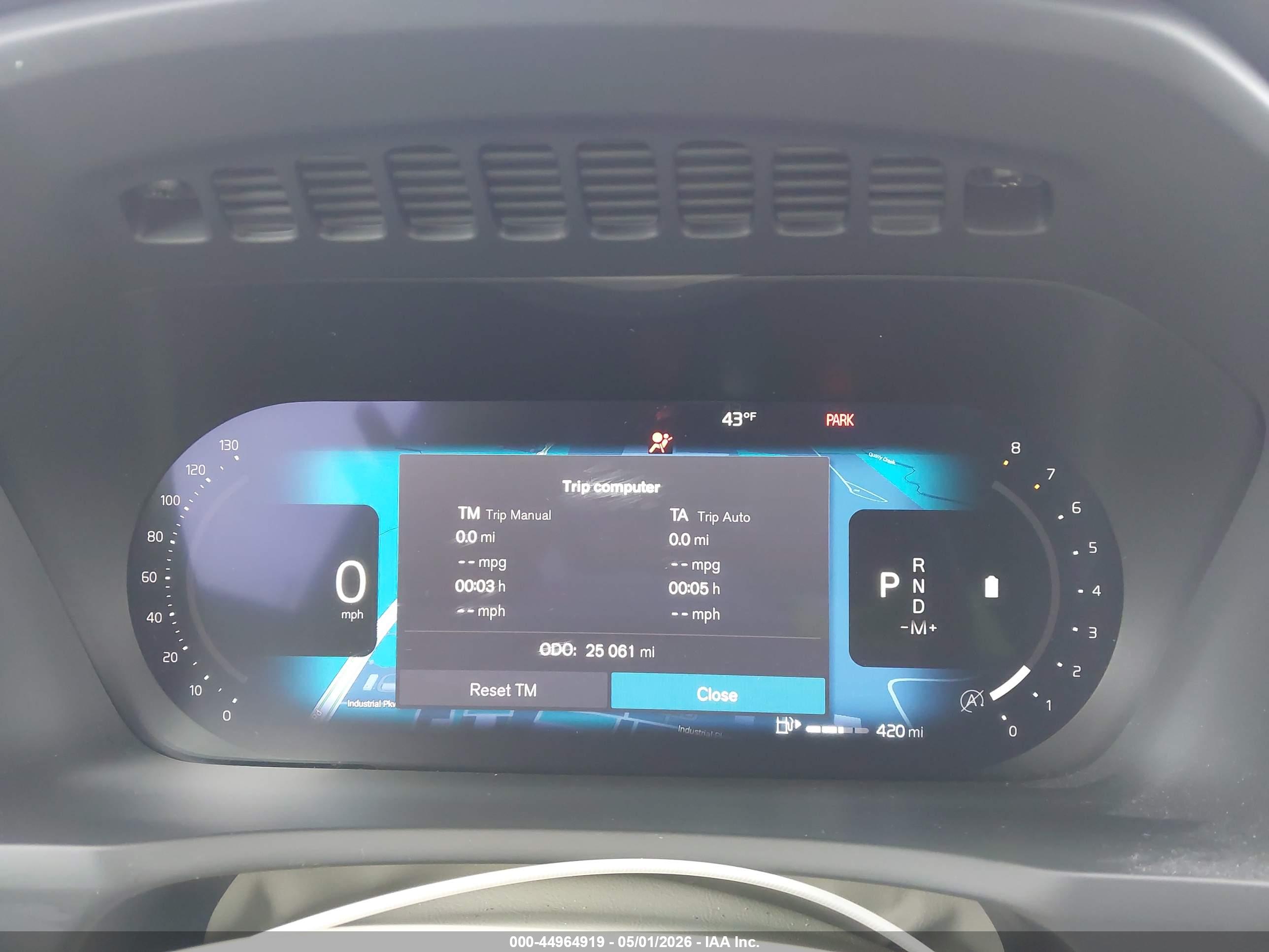 VOLVO XC90 image 7