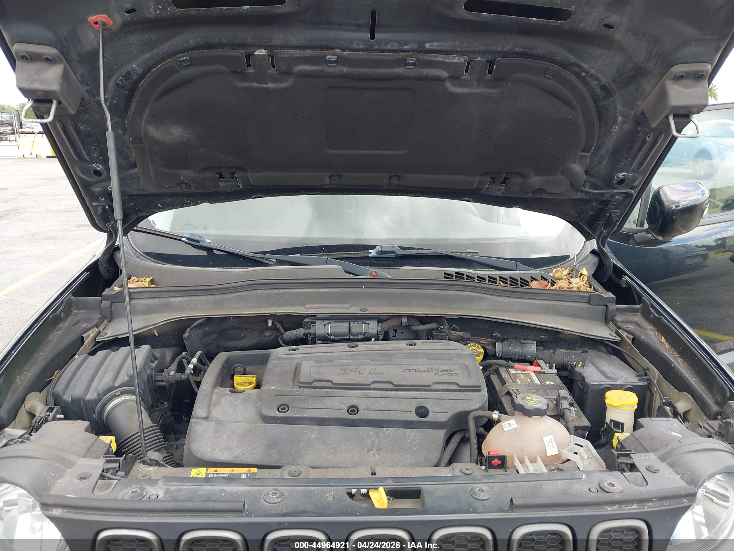 JEEP RENEGADE image 10