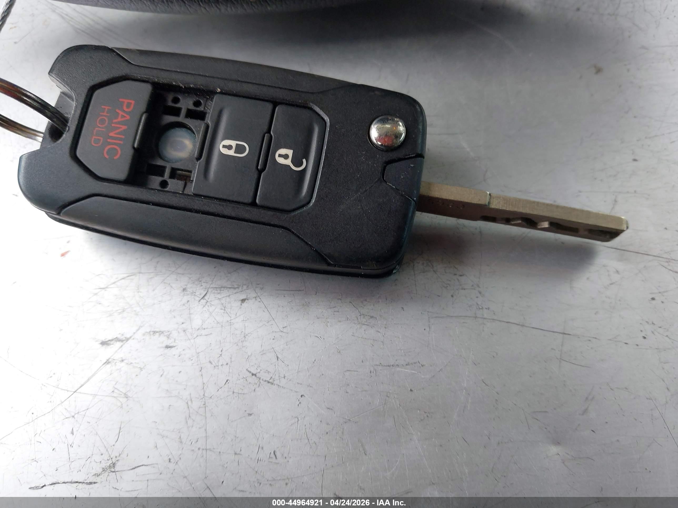 JEEP RENEGADE image 11