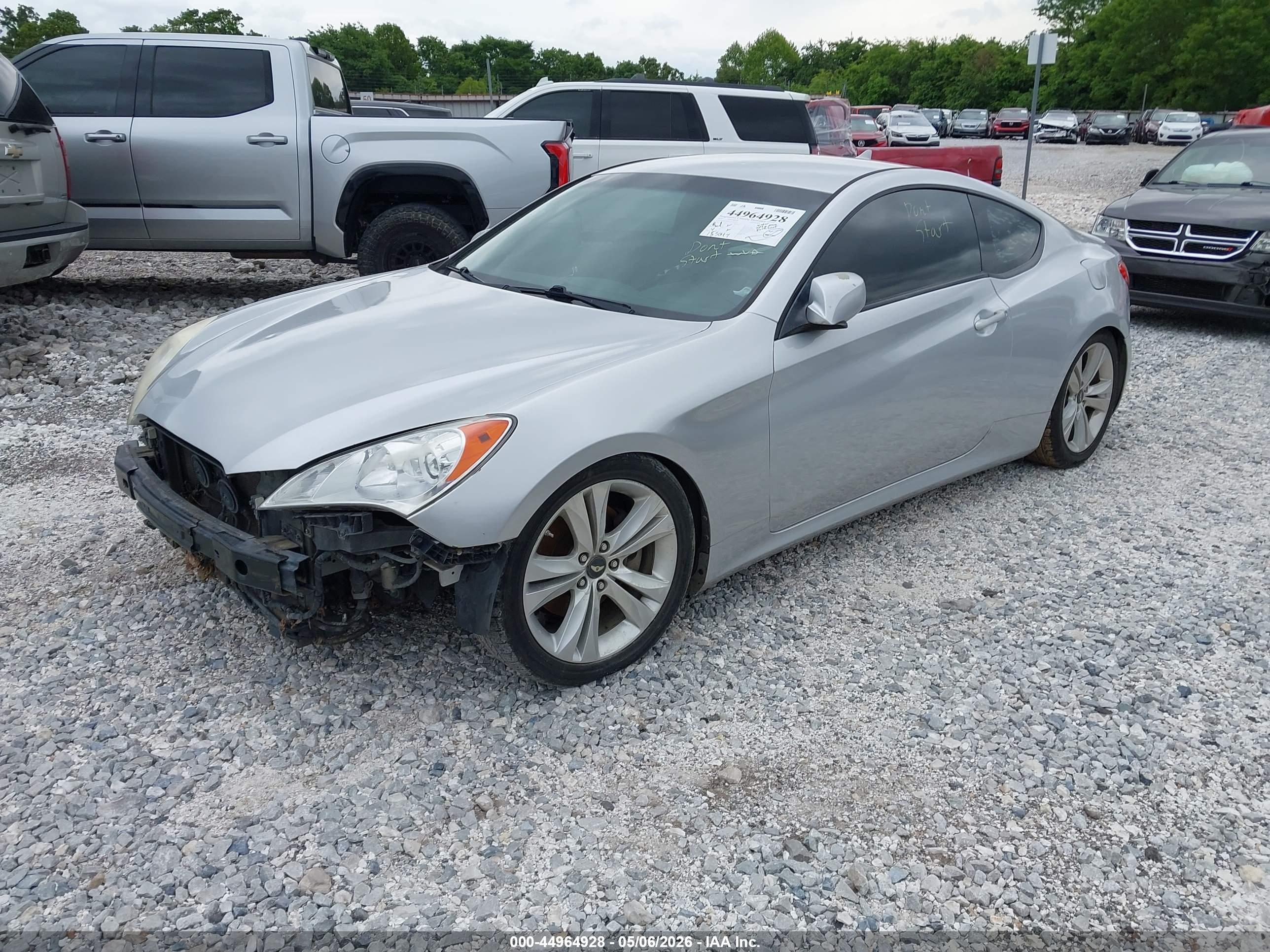 HYUNDAI GENESIS image 2