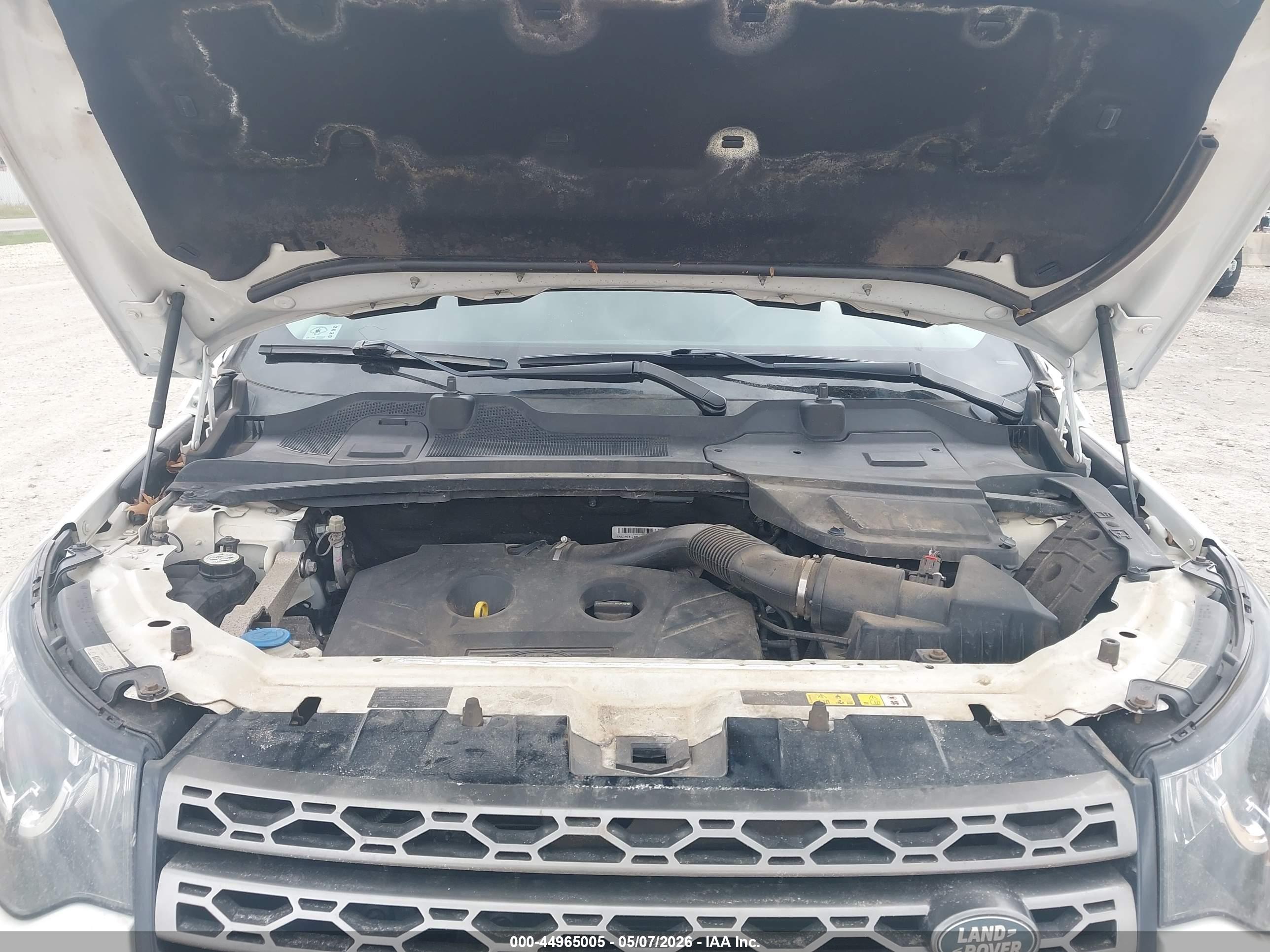 LAND ROVER image 10