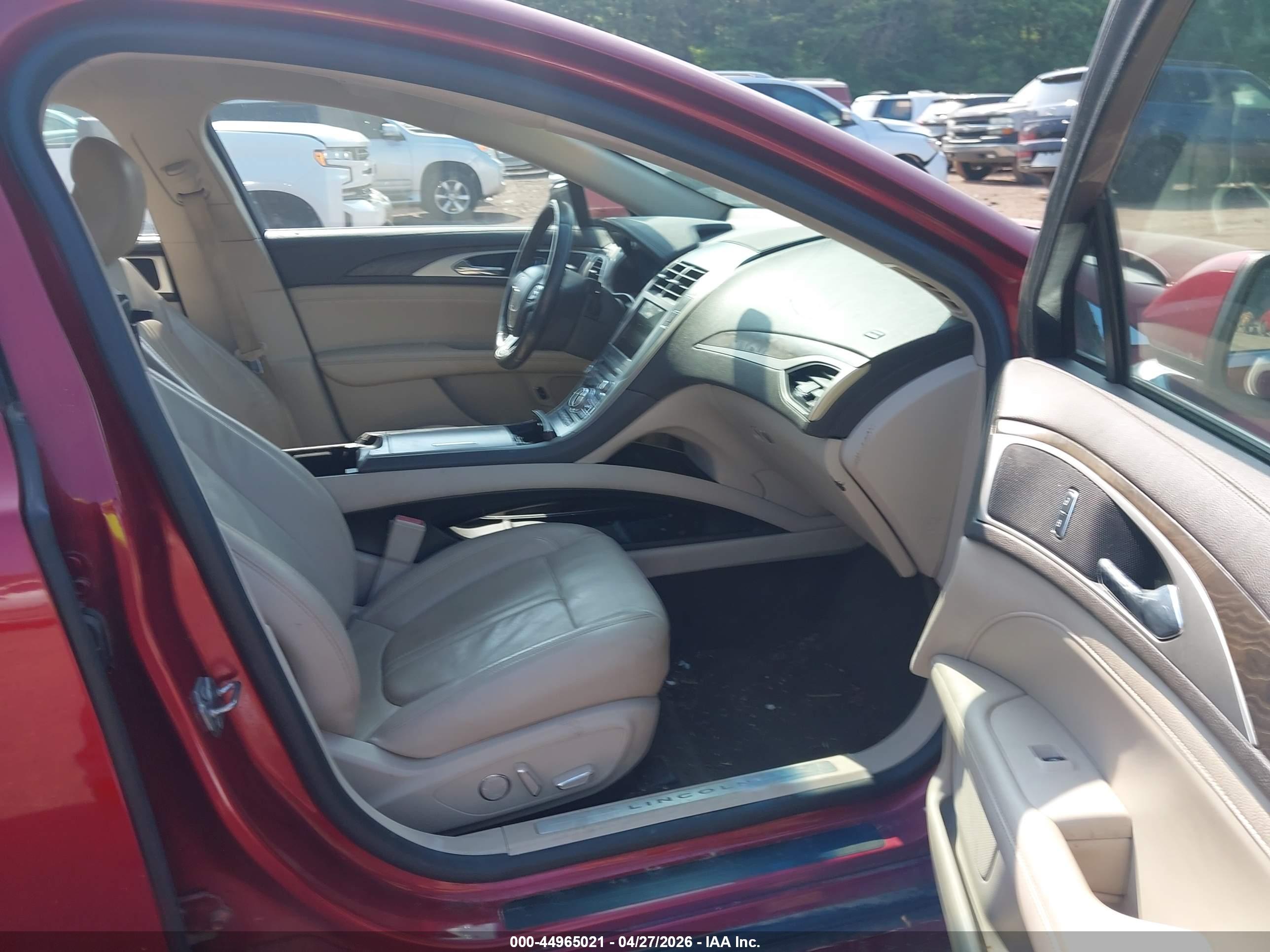 LINCOLN MKZ image 5
