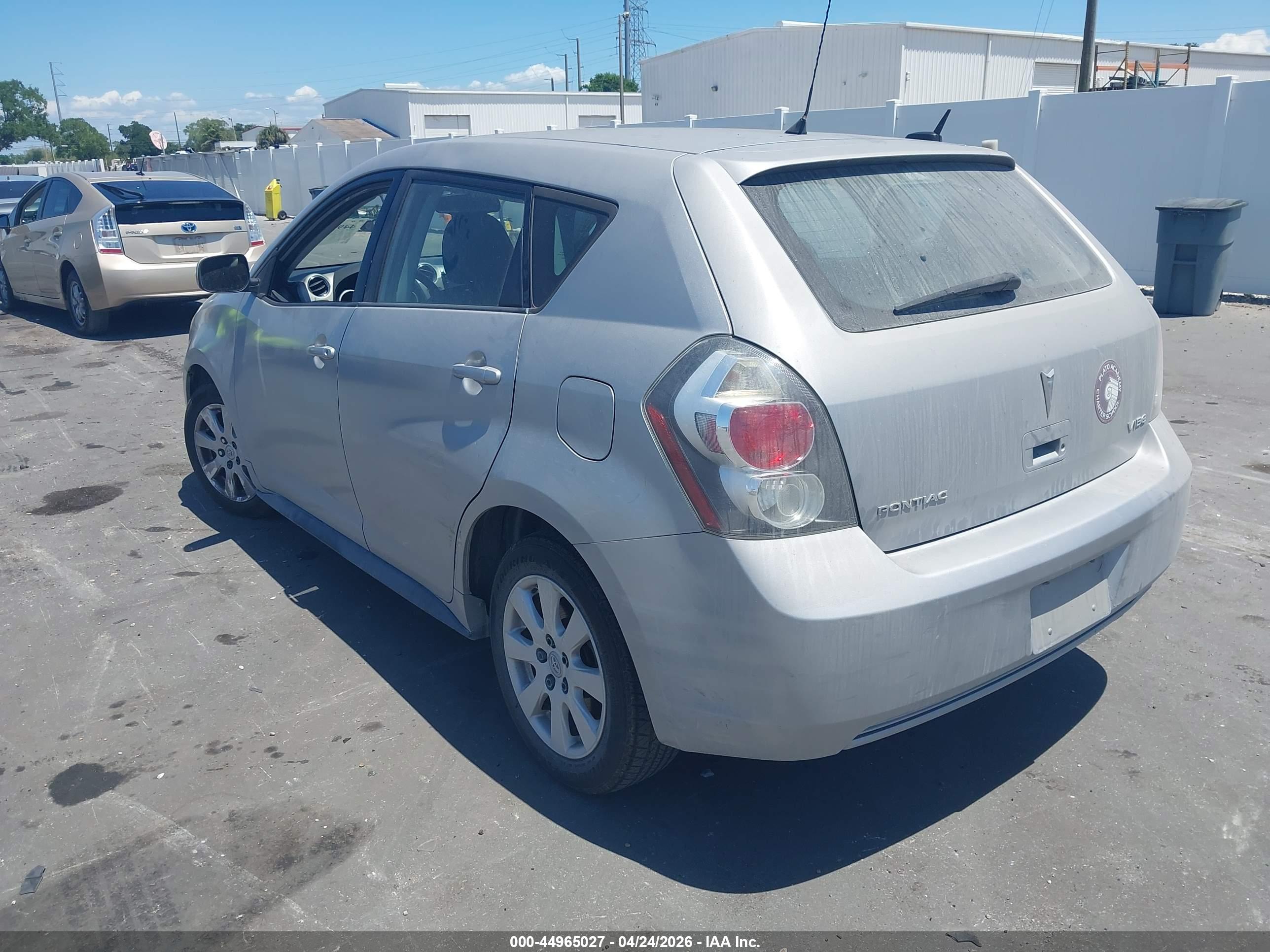 PONTIAC VIBE image 3