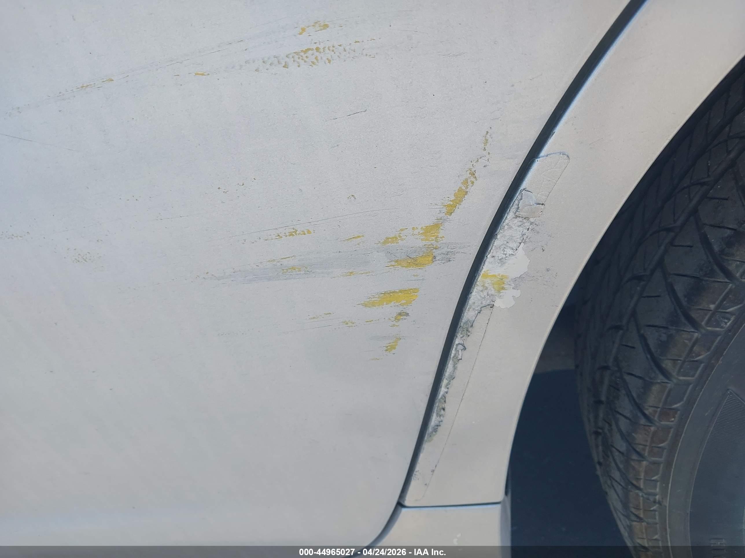 PONTIAC VIBE image 6