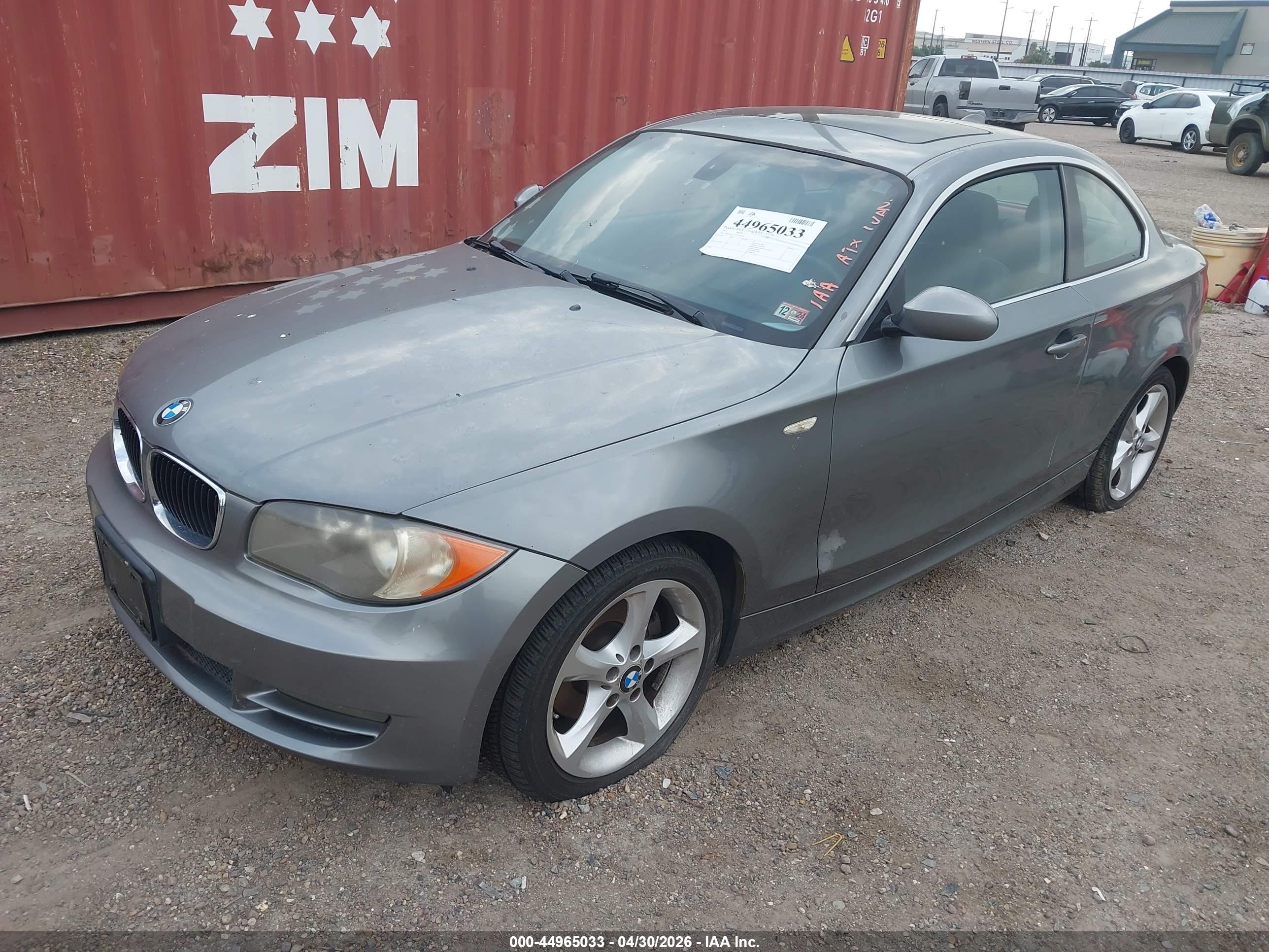 BMW 128I image 2
