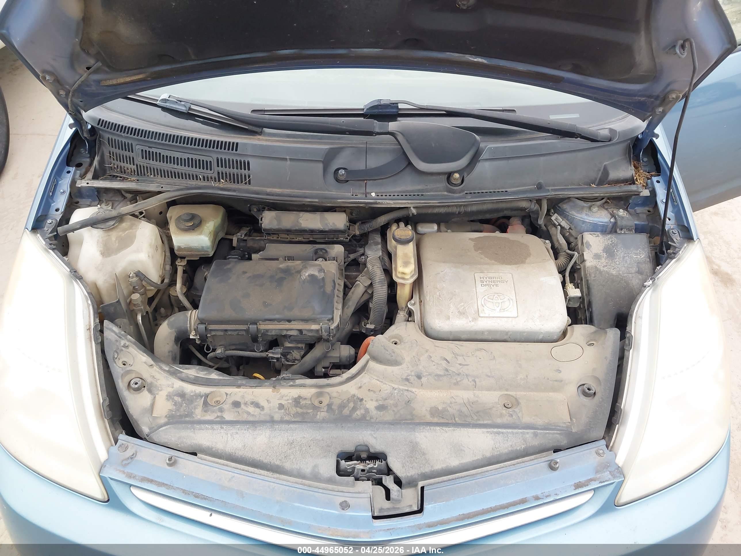 TOYOTA PRIUS image 10