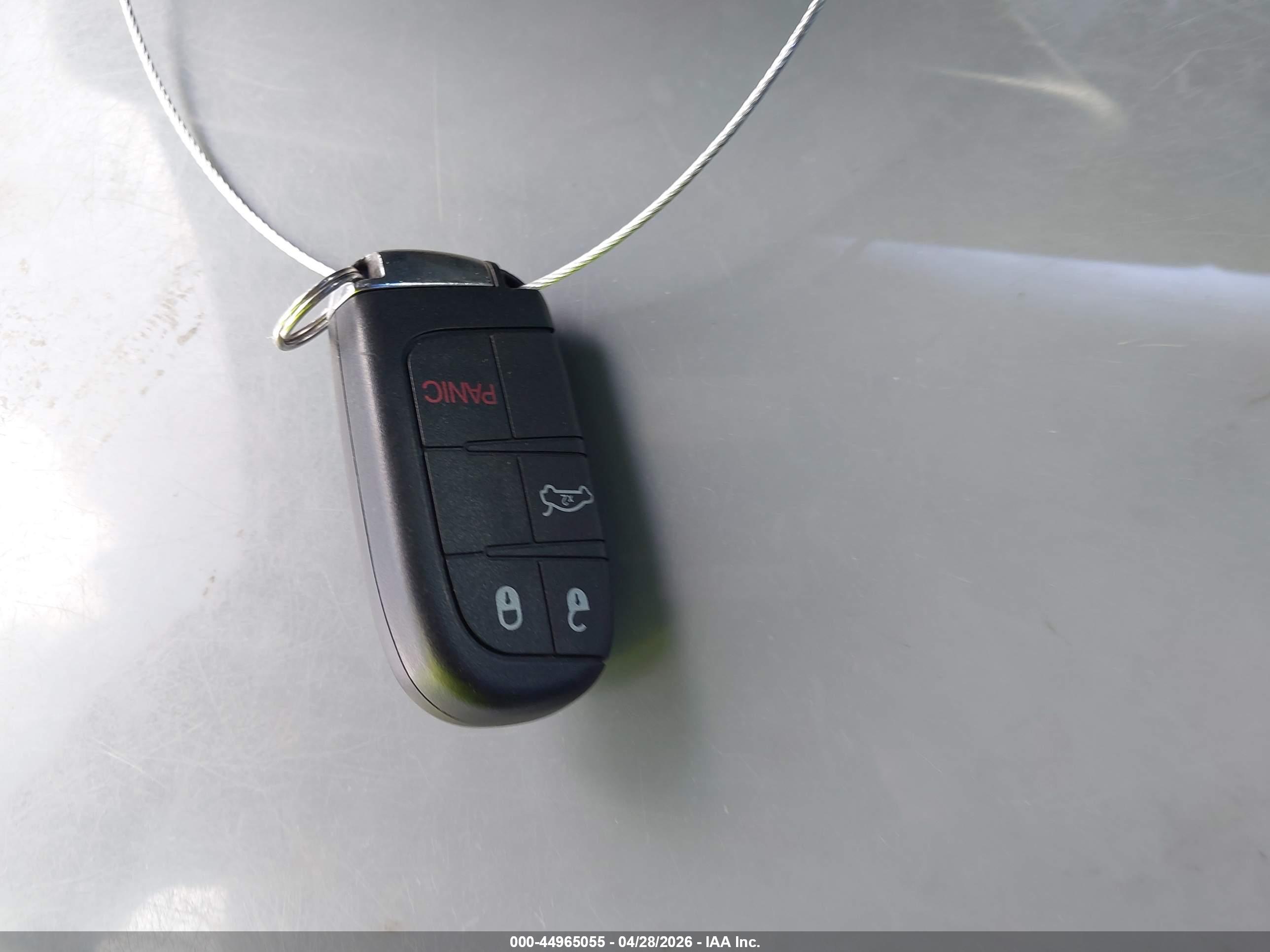 DODGE CHALLENGER image 11