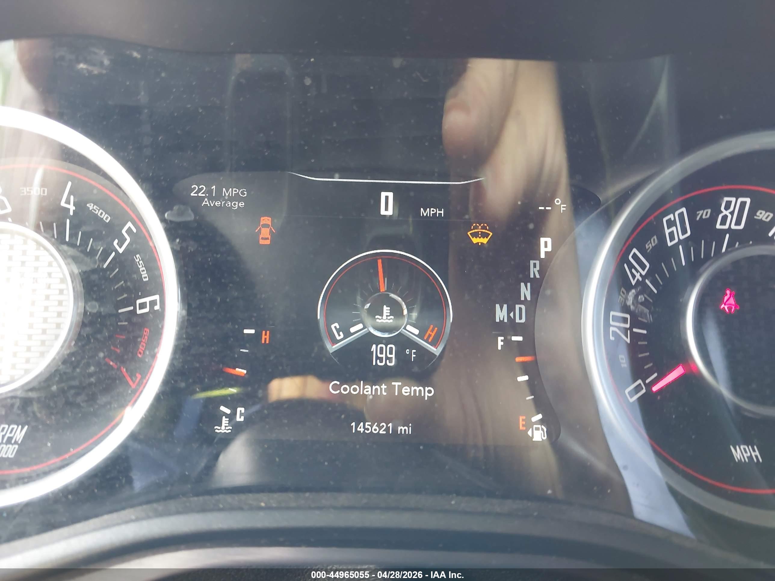 DODGE CHALLENGER image 7