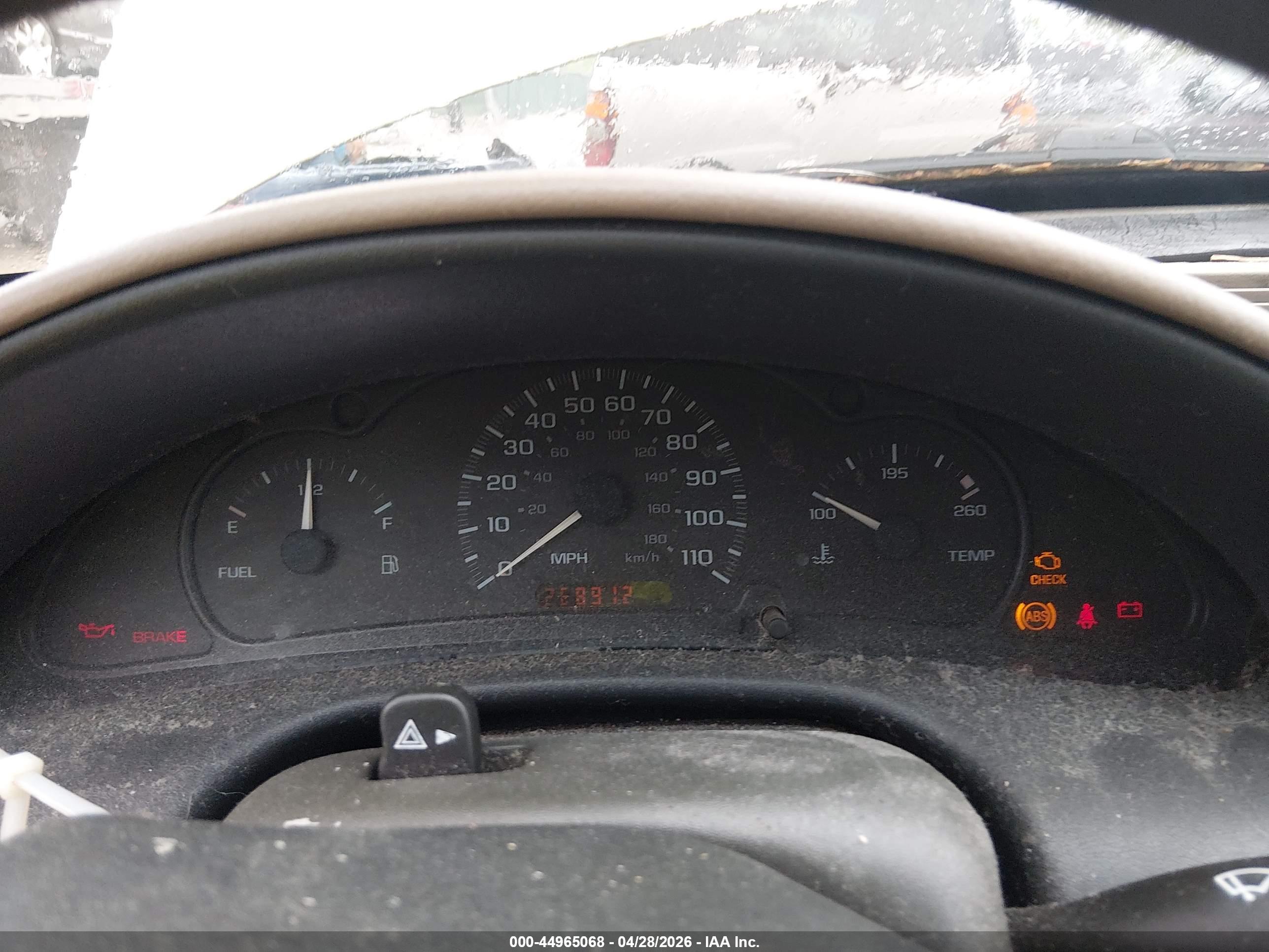 CHEVROLET CAVALIER image 7