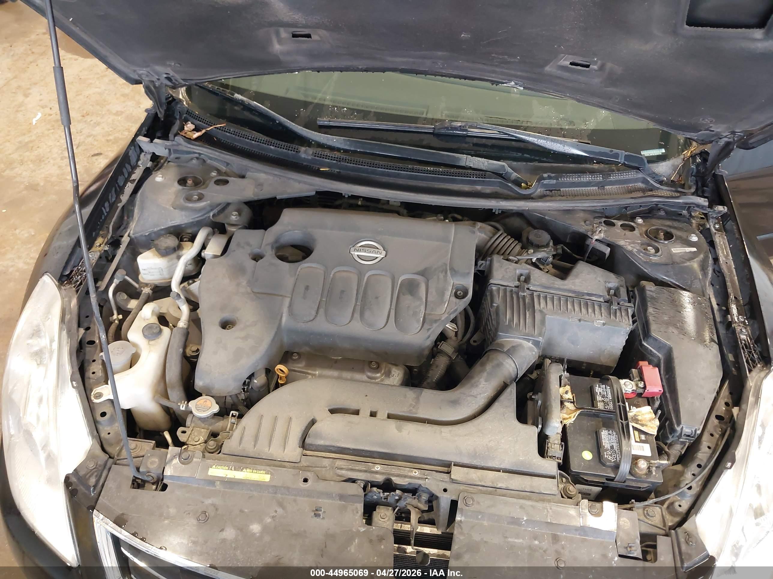 NISSAN ALTIMA image 10