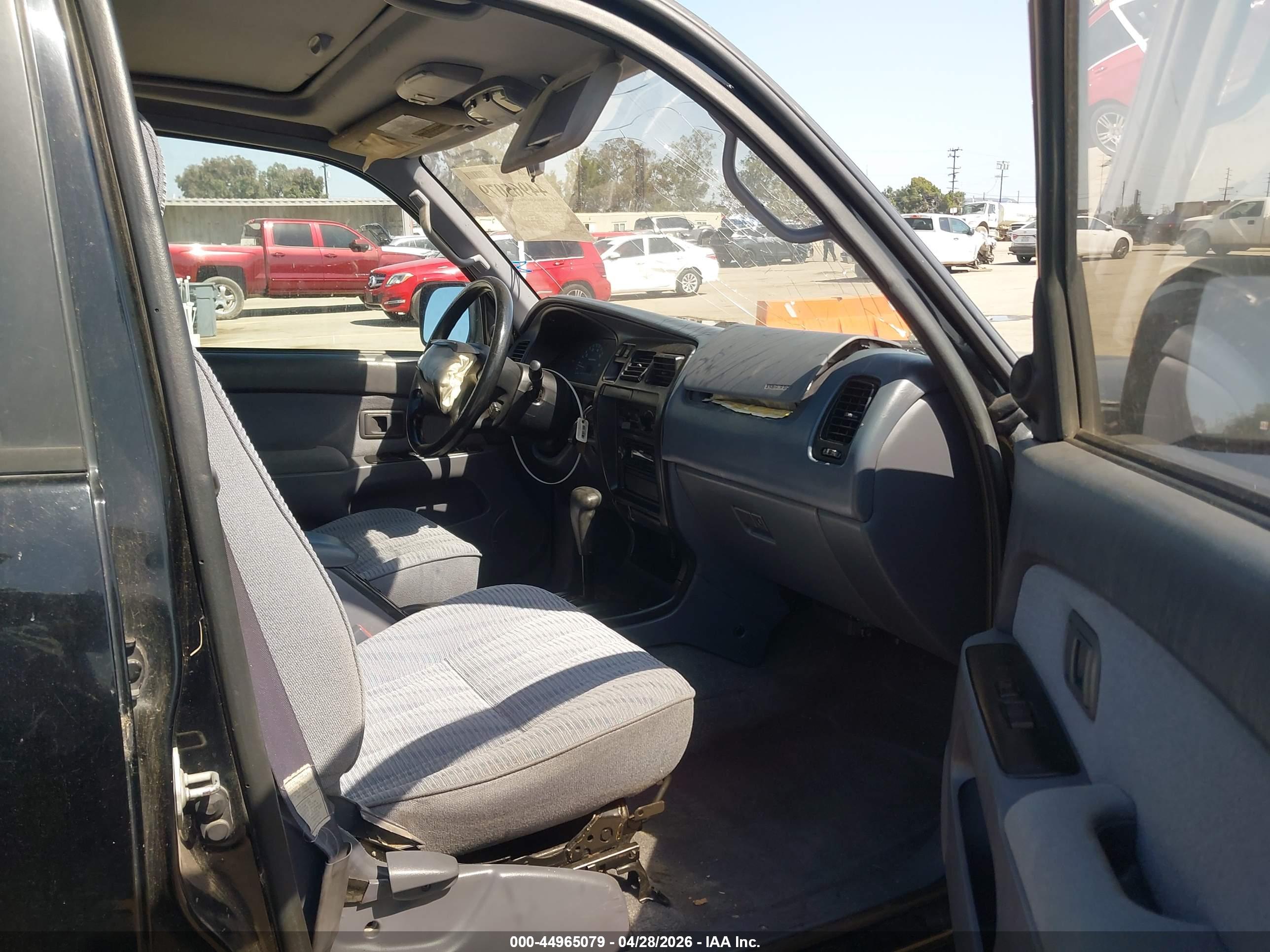 TOYOTA 4RUNNER image 5