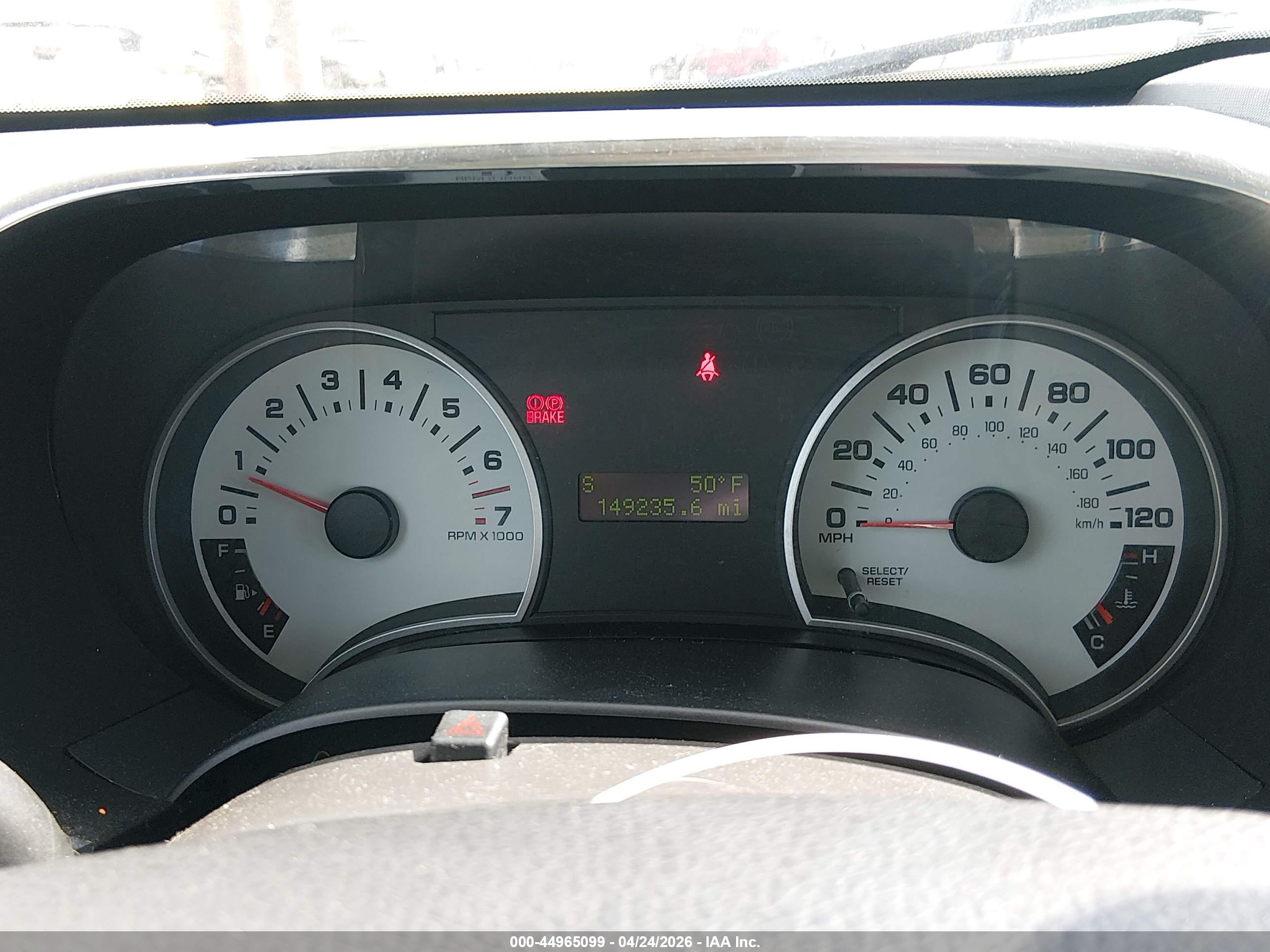 FORD EXPLORER image 7