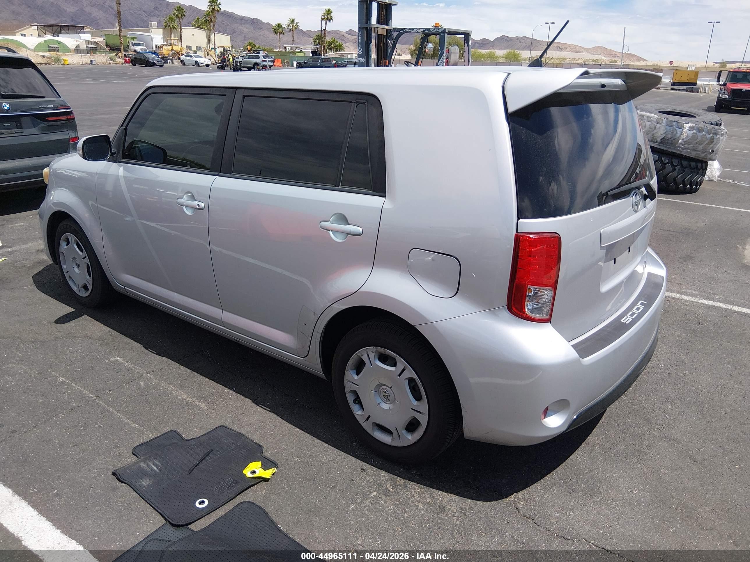 SCION XB image 3