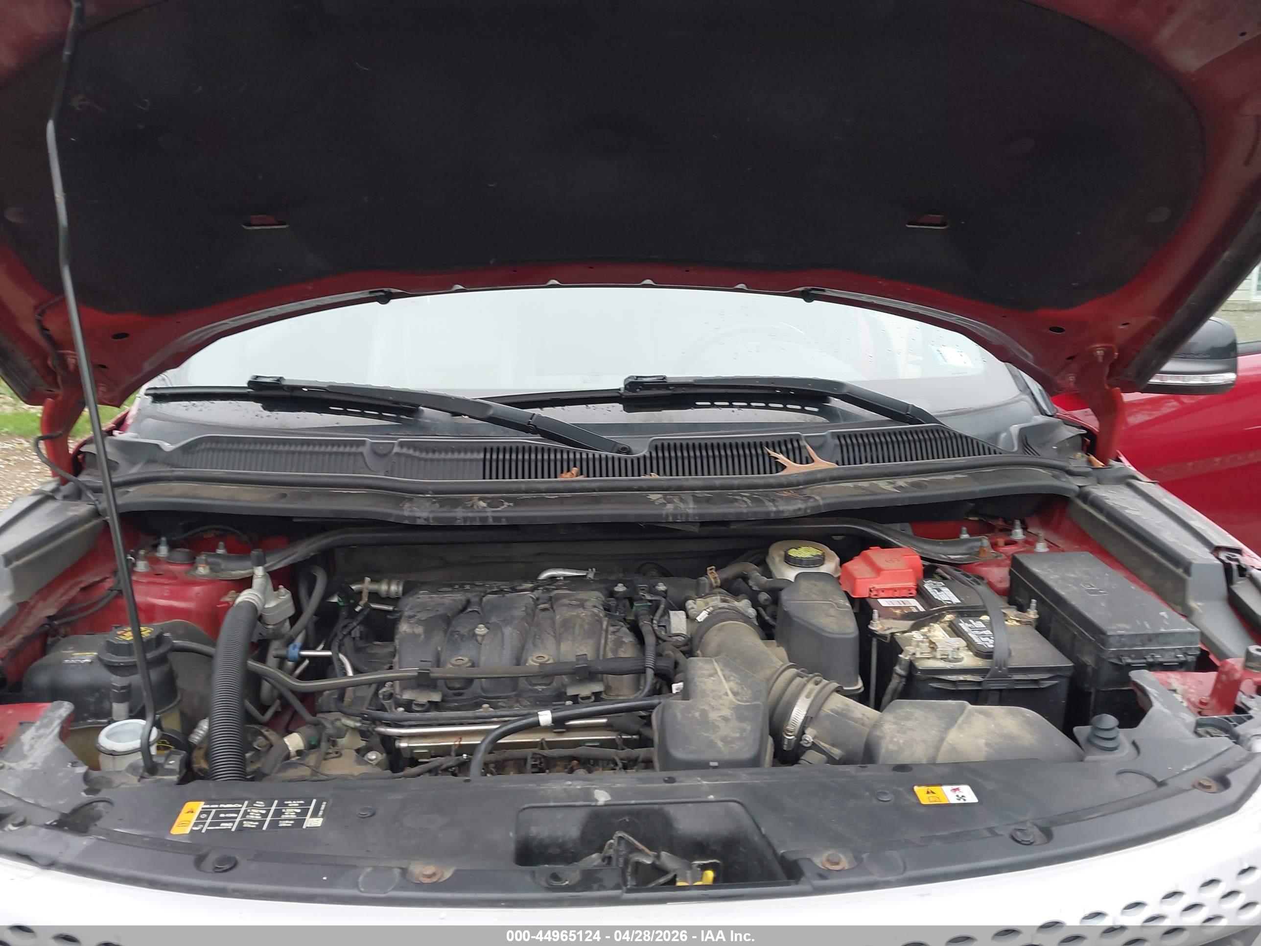 FORD EXPLORER image 10