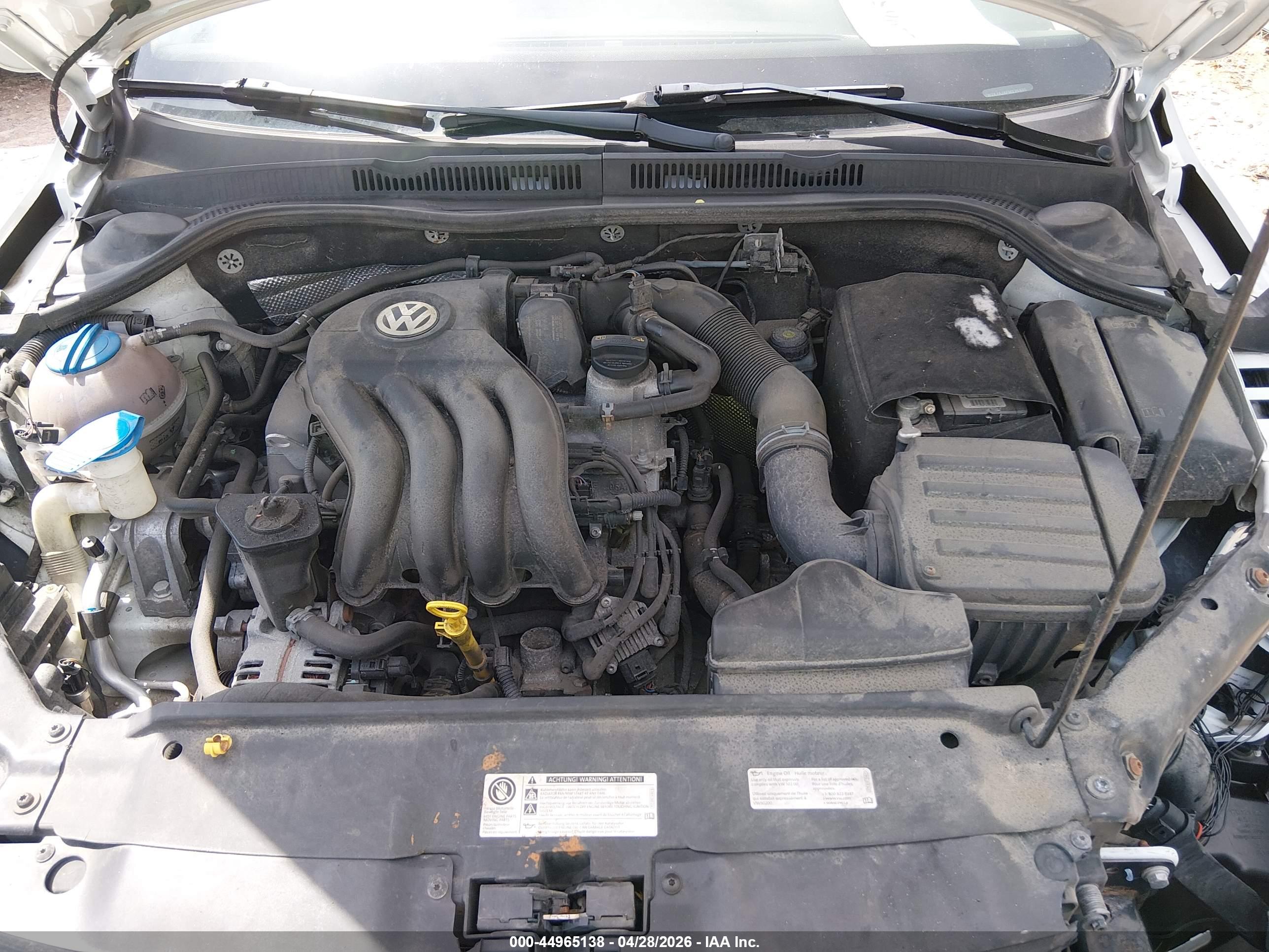 VOLKSWAGEN JETTA image 10