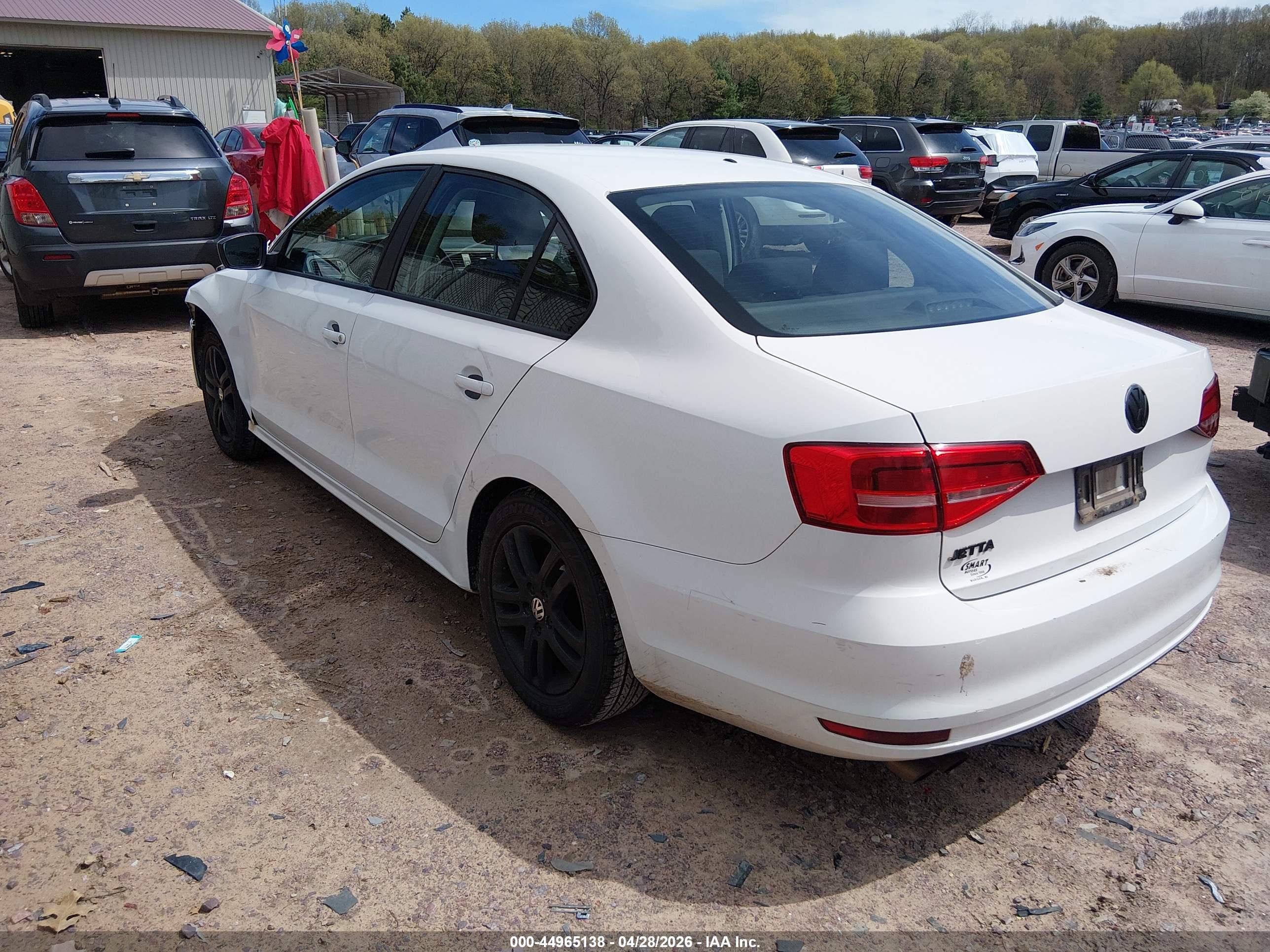 VOLKSWAGEN JETTA image 3