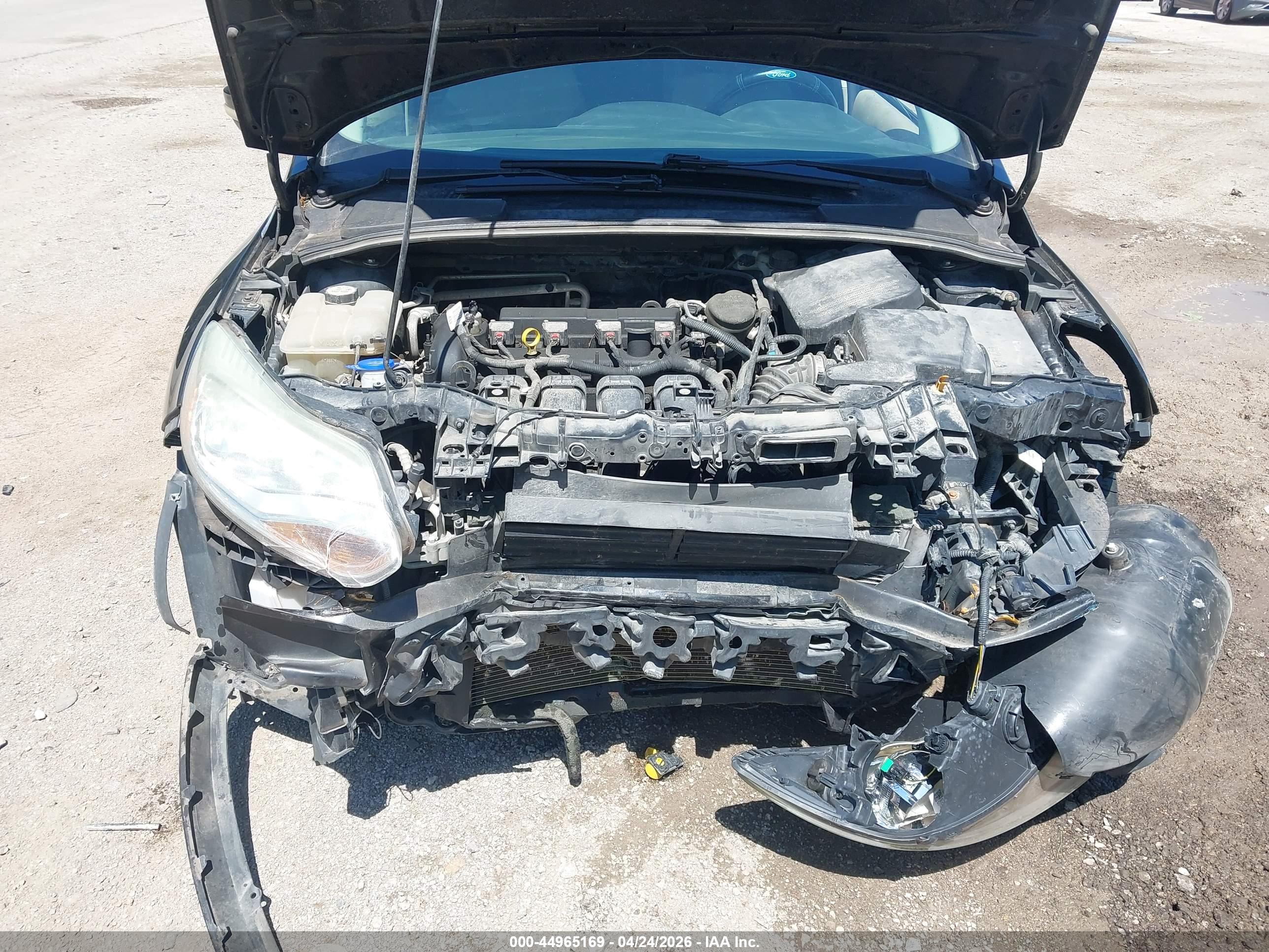 FORD FOCUS image 10