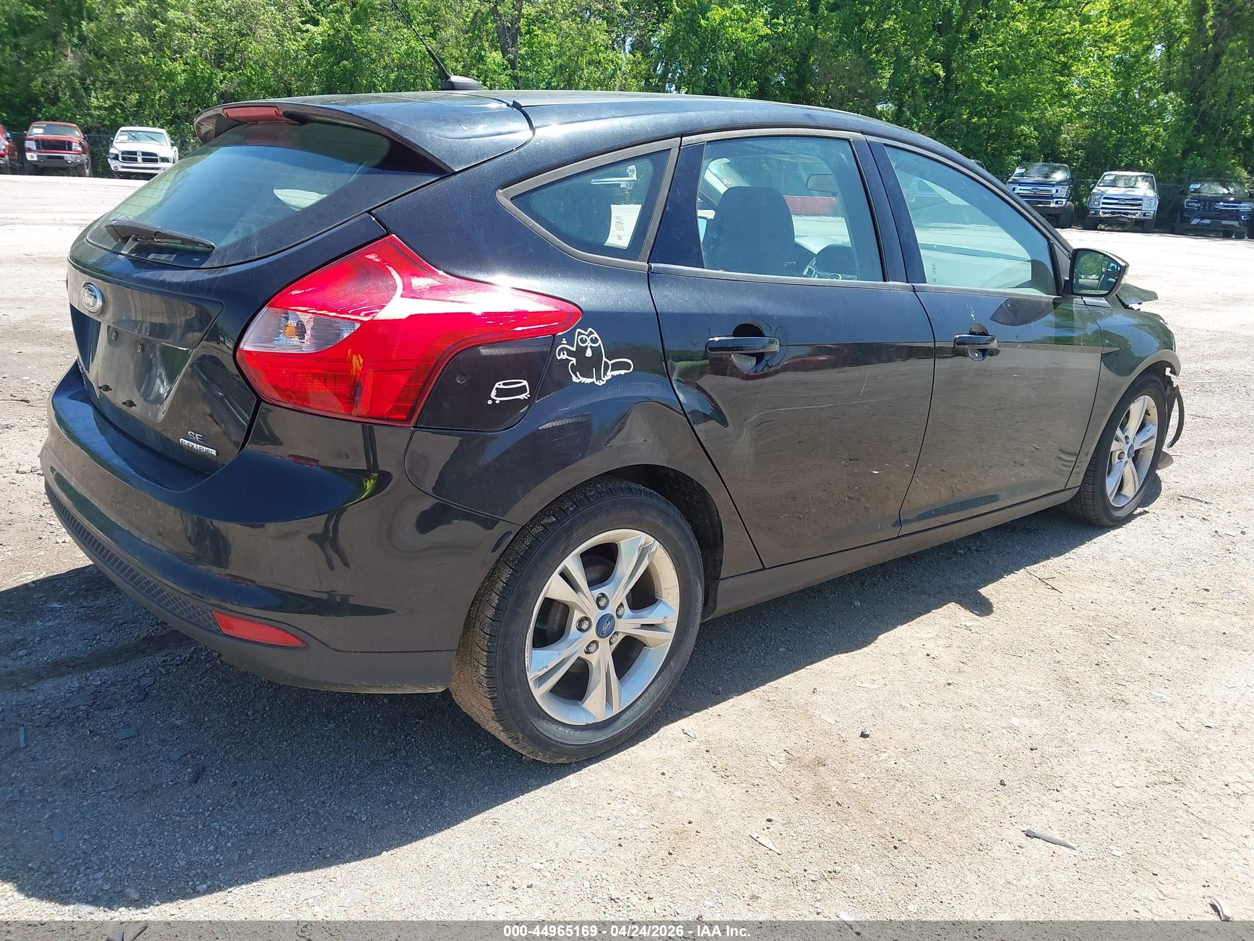 FORD FOCUS image 4
