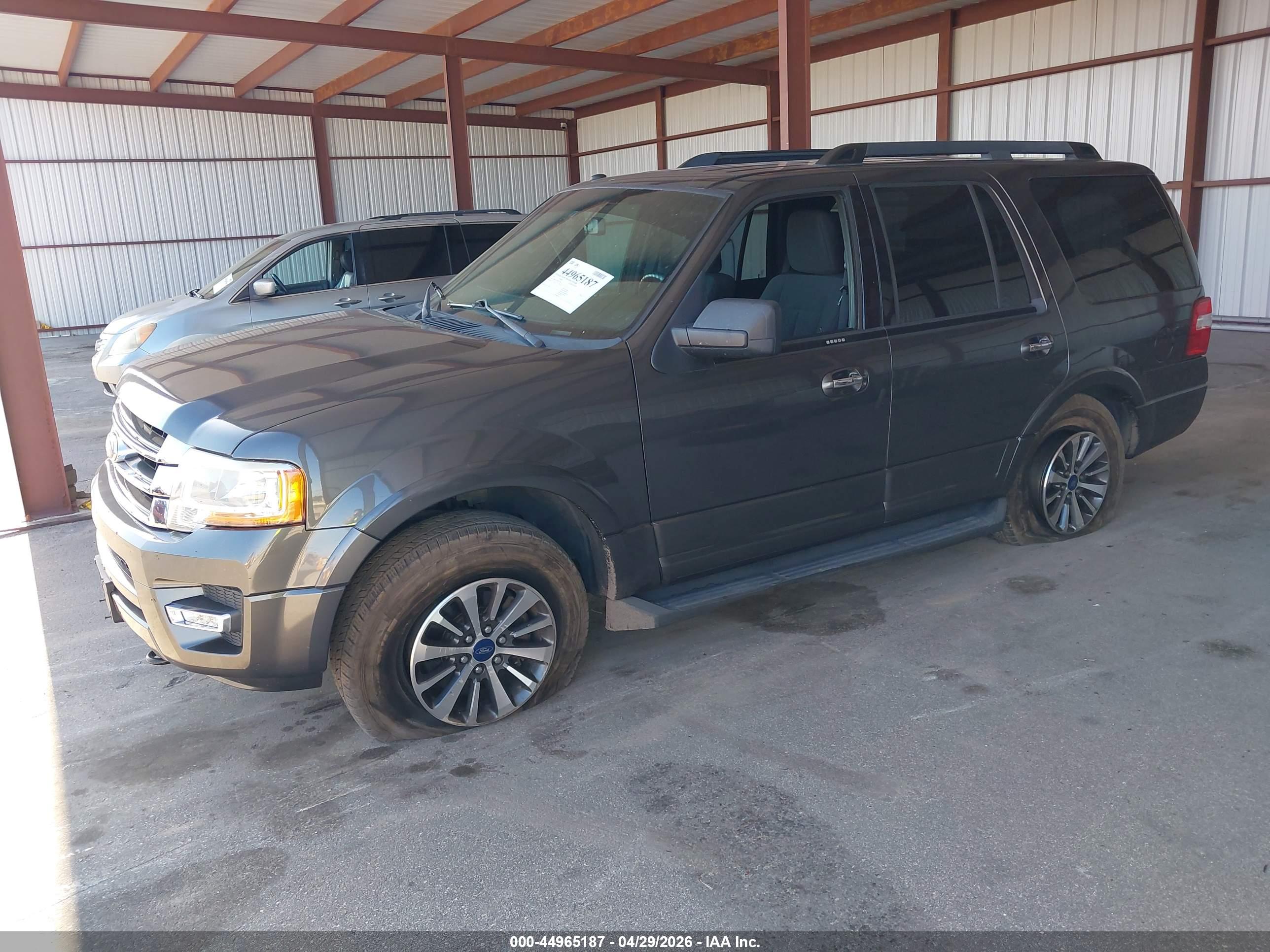 FORD EXPEDITION image 2